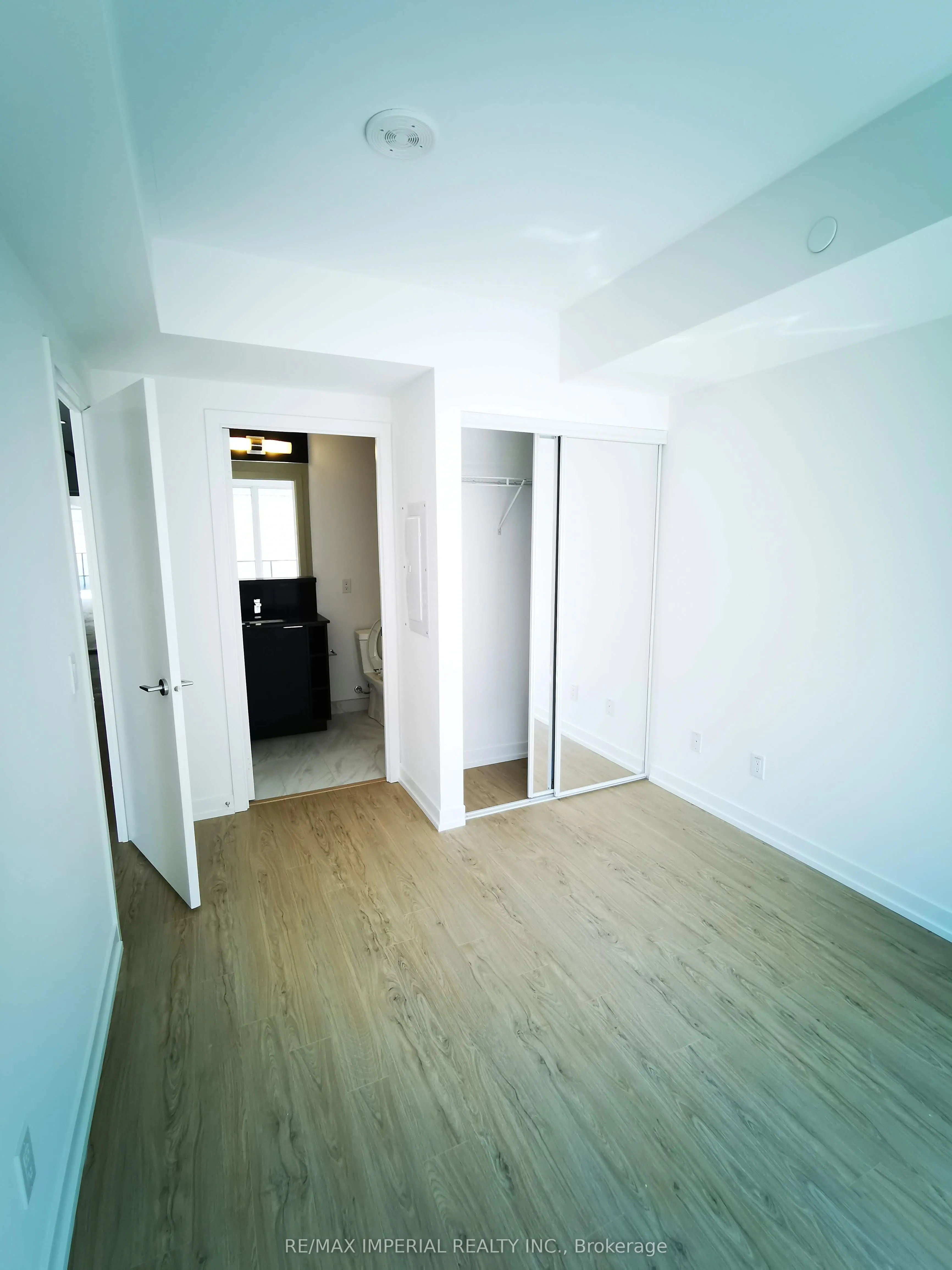 85 Wood Street, #609