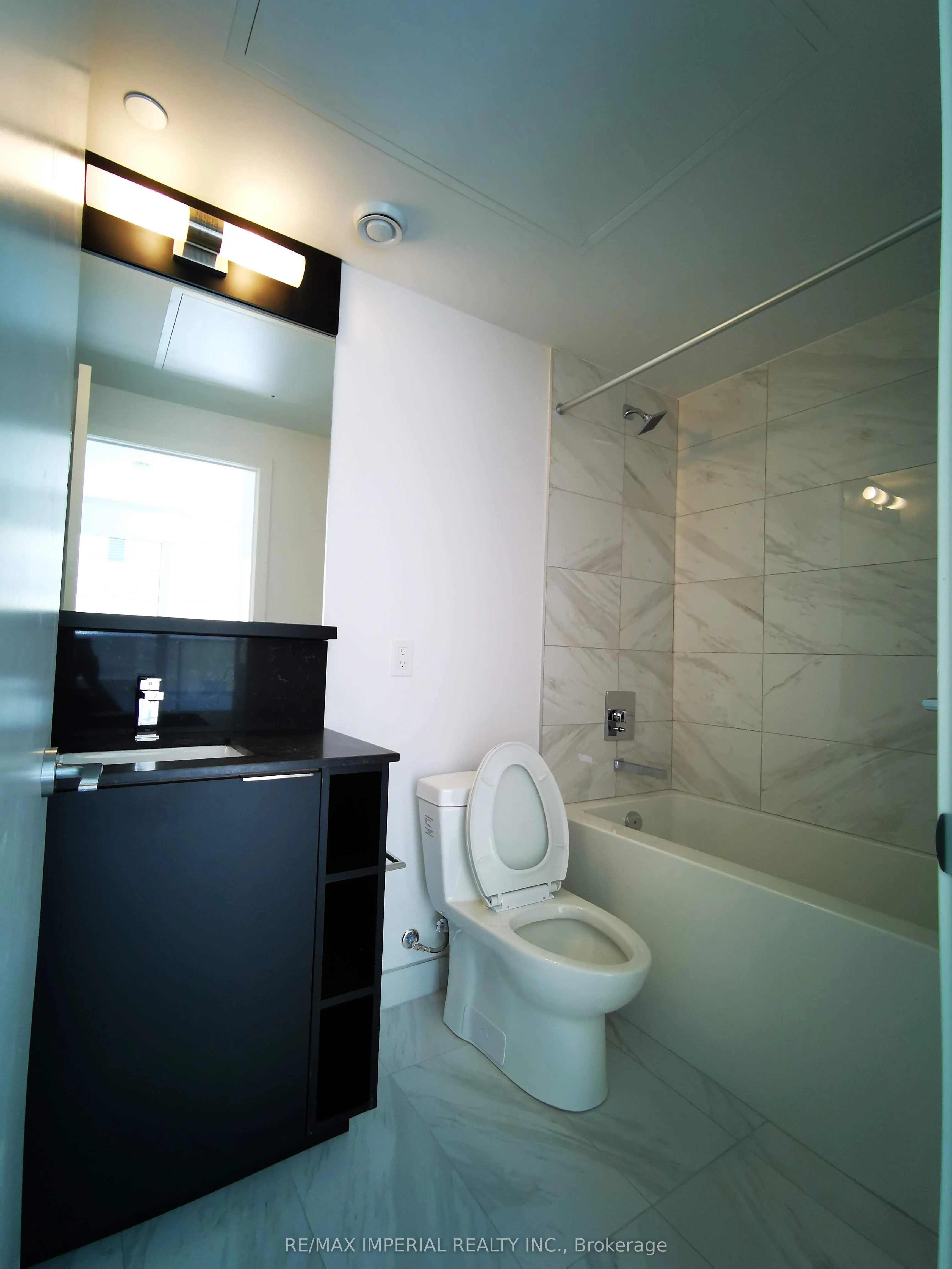 85 Wood Street, #609