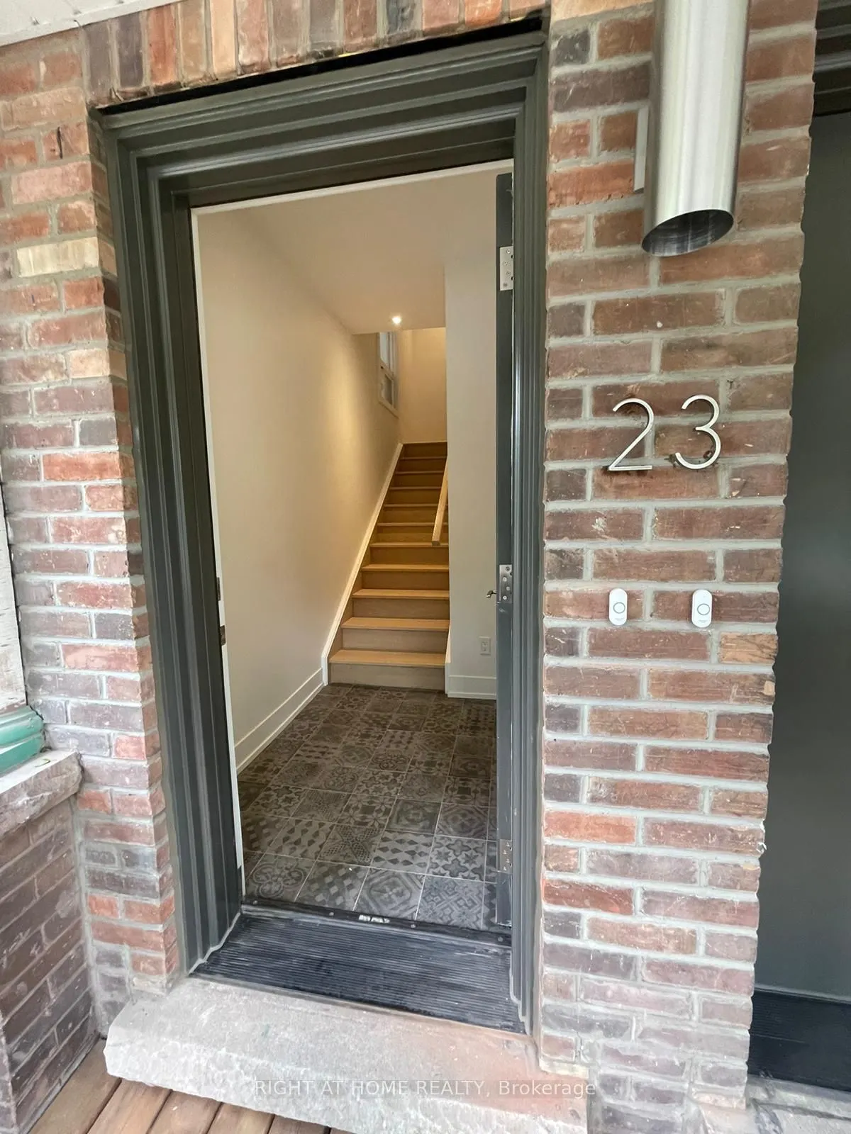 23 Havelock Street, #2