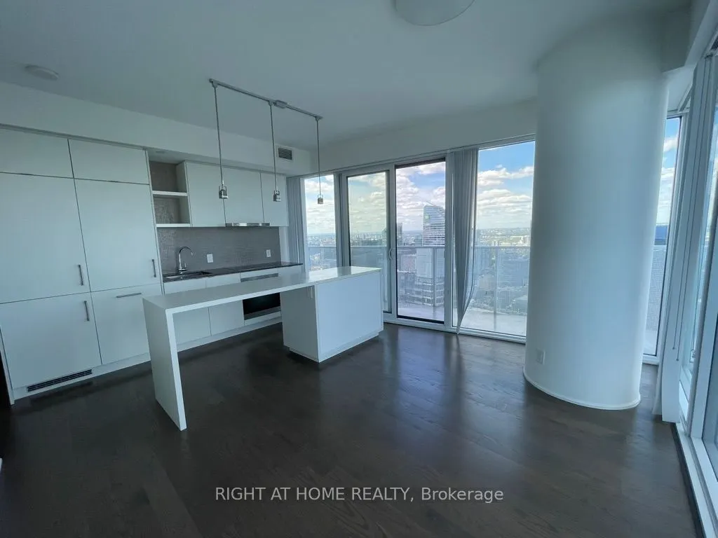 88 Harbour Street, #6604