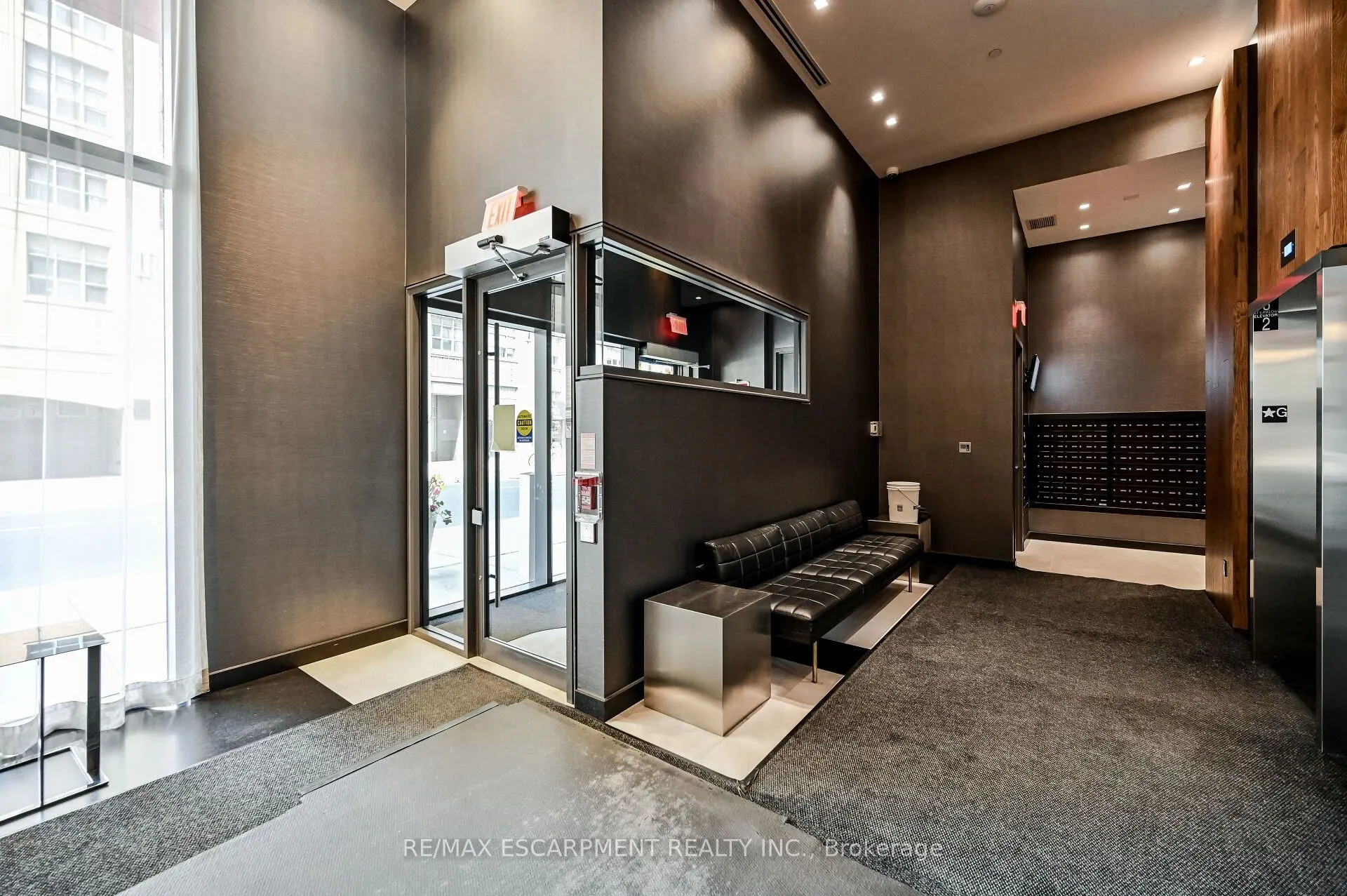 435 Richmond Street W, #714