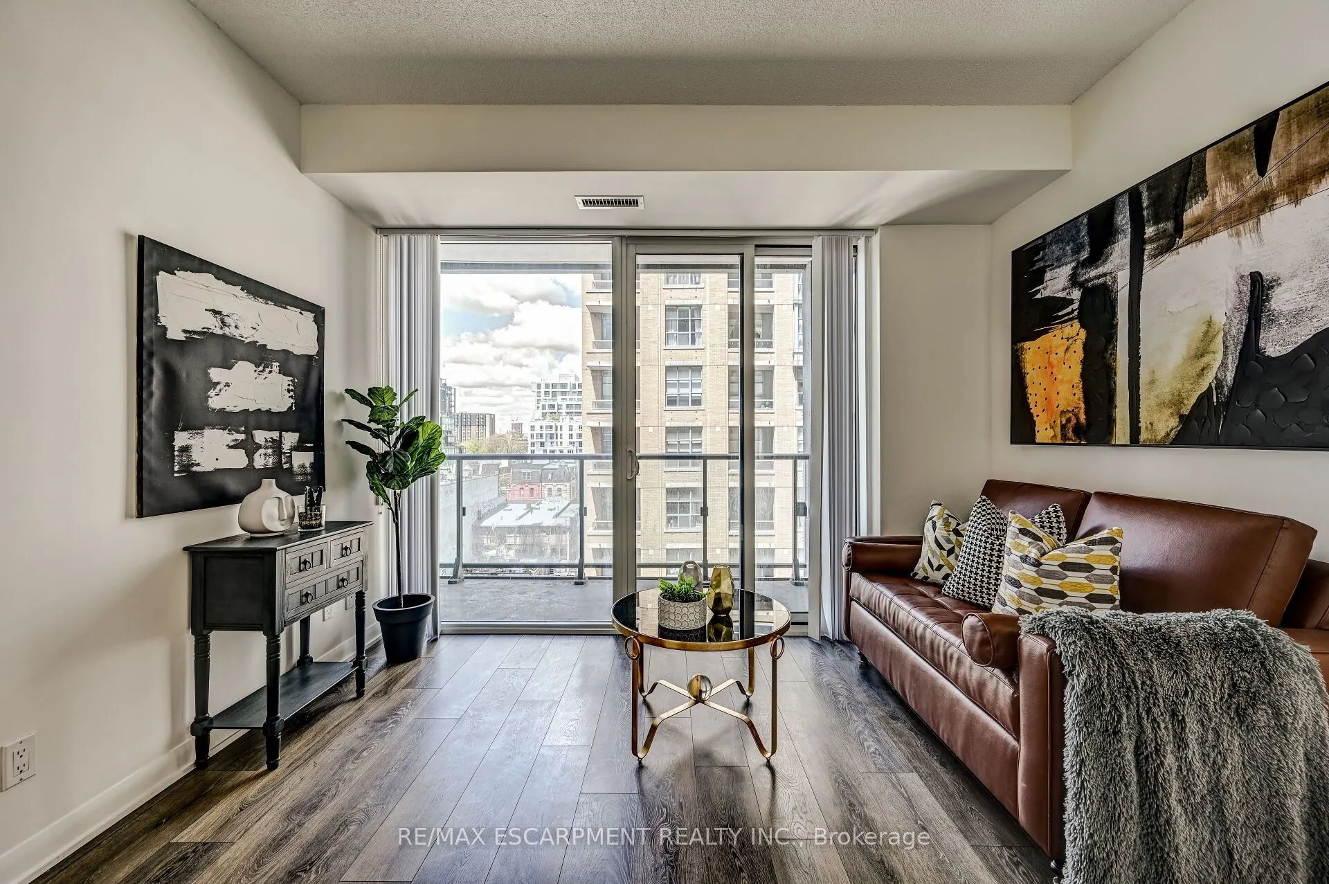 435 Richmond Street W, #714