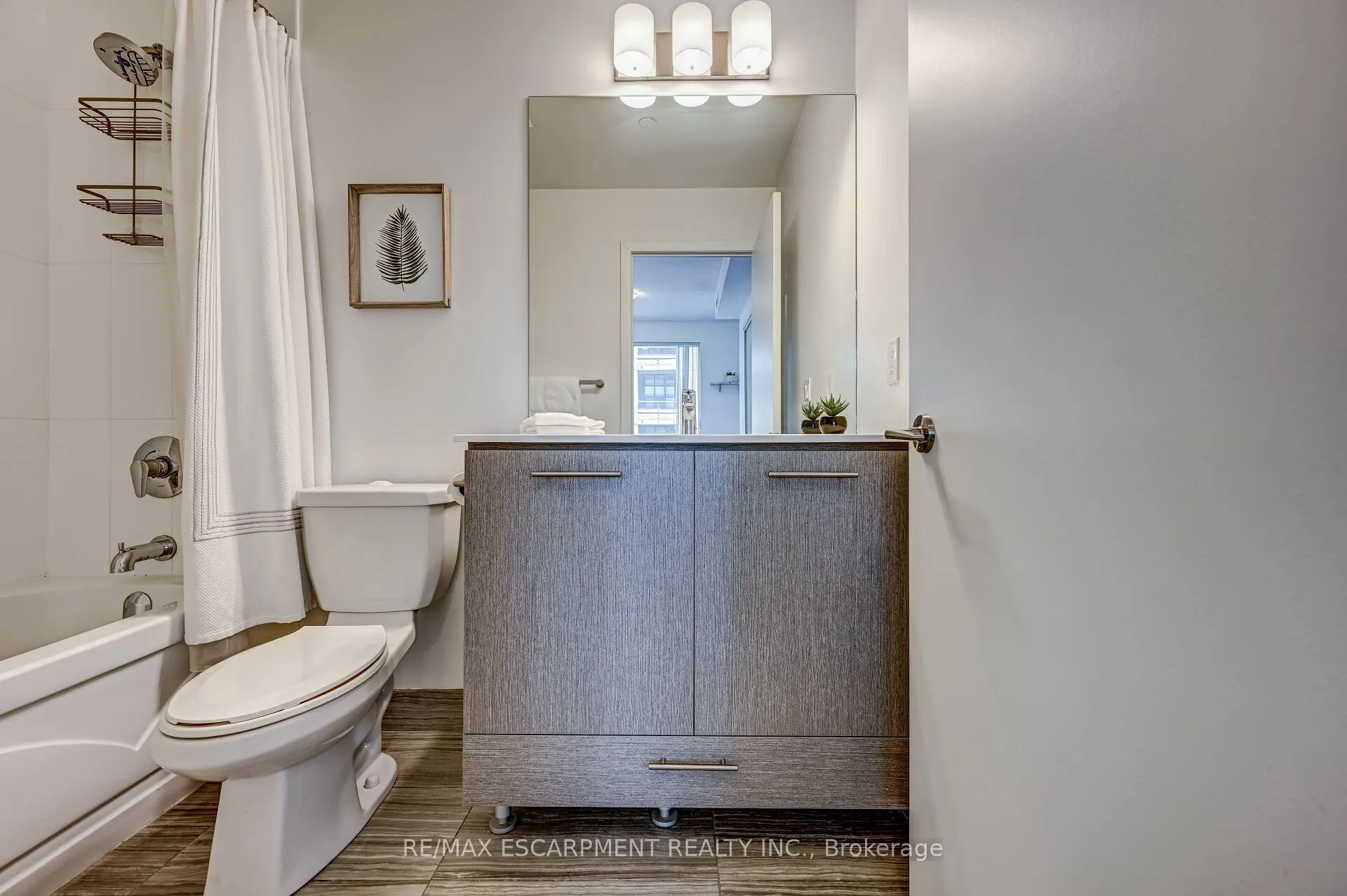 435 Richmond Street W, #714