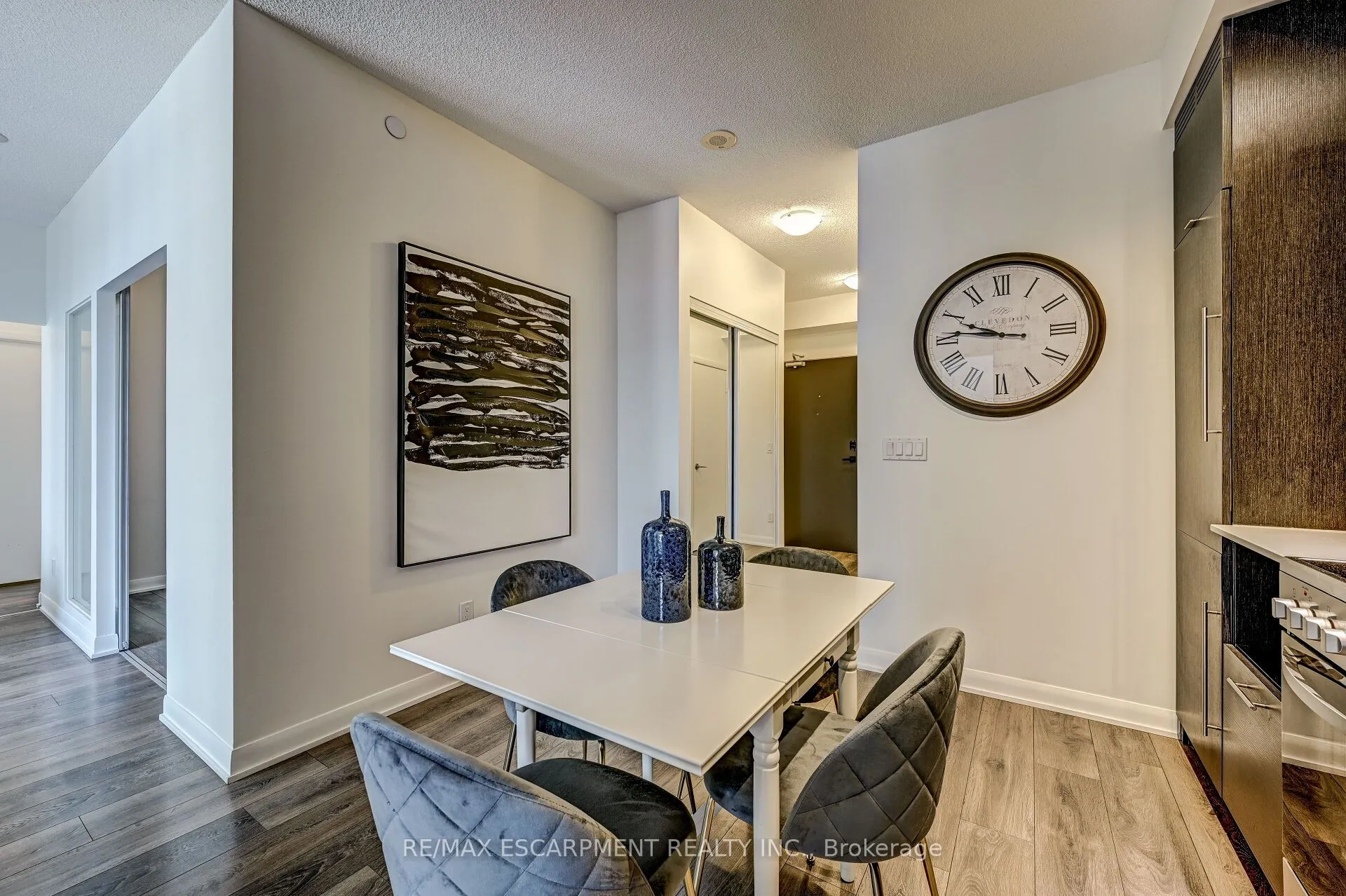 435 Richmond Street W, #714