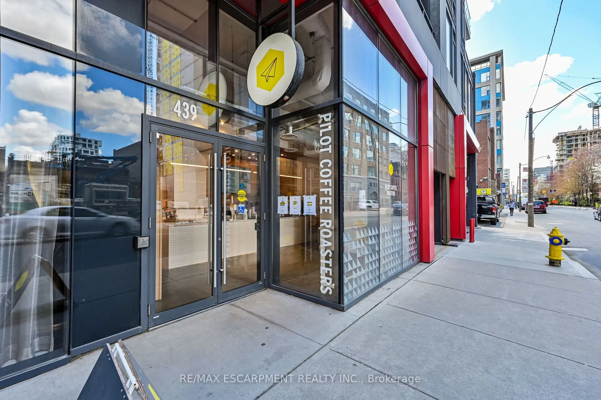 435 Richmond Street W, #714