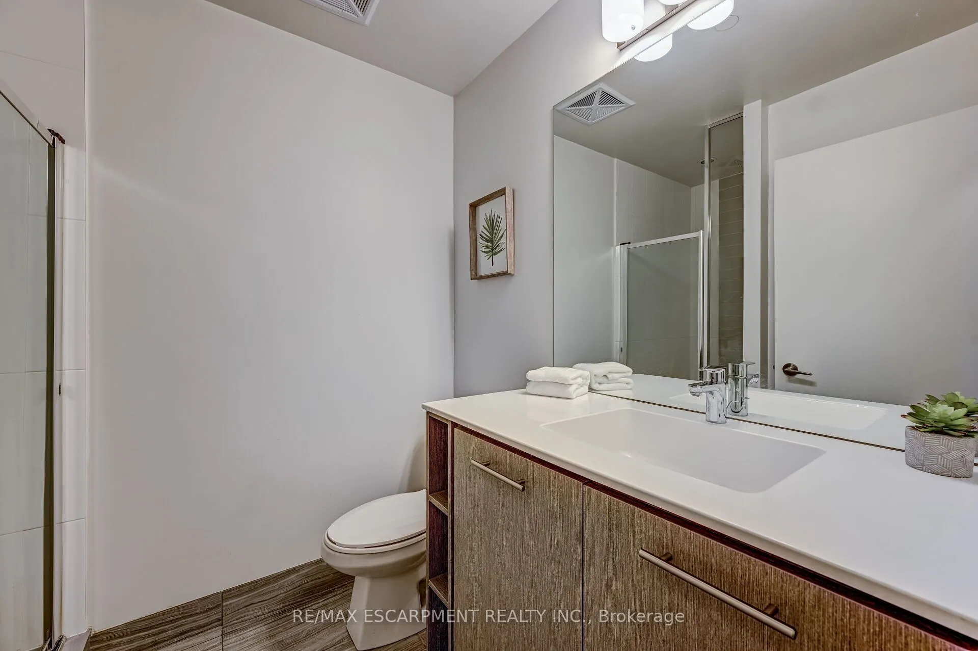 435 Richmond Street W, #714