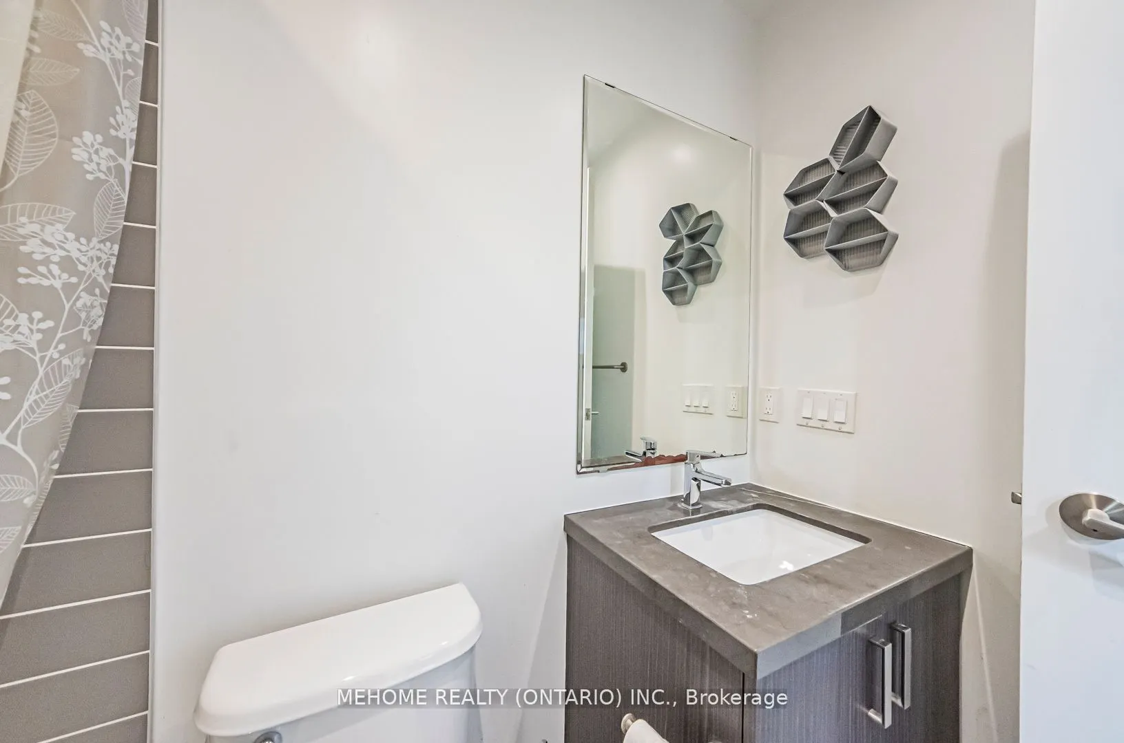 501 St. Clair Avenue W, #315