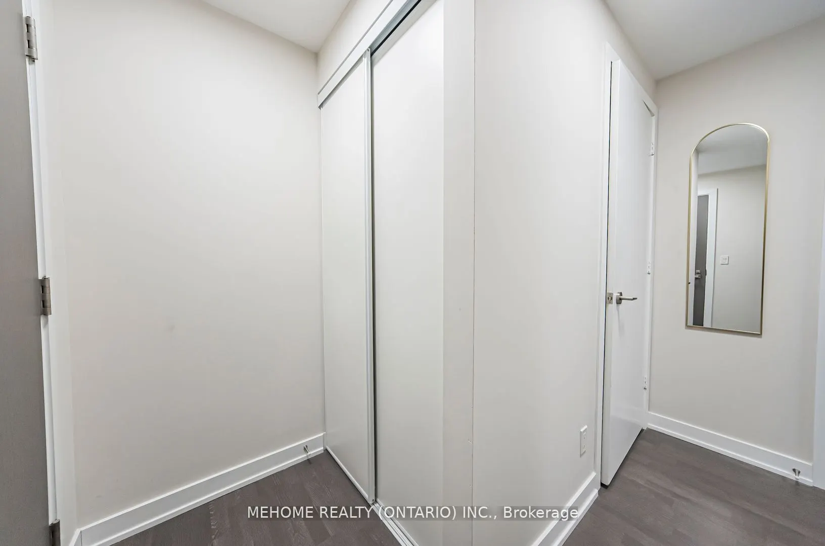 501 St. Clair Avenue W, #315
