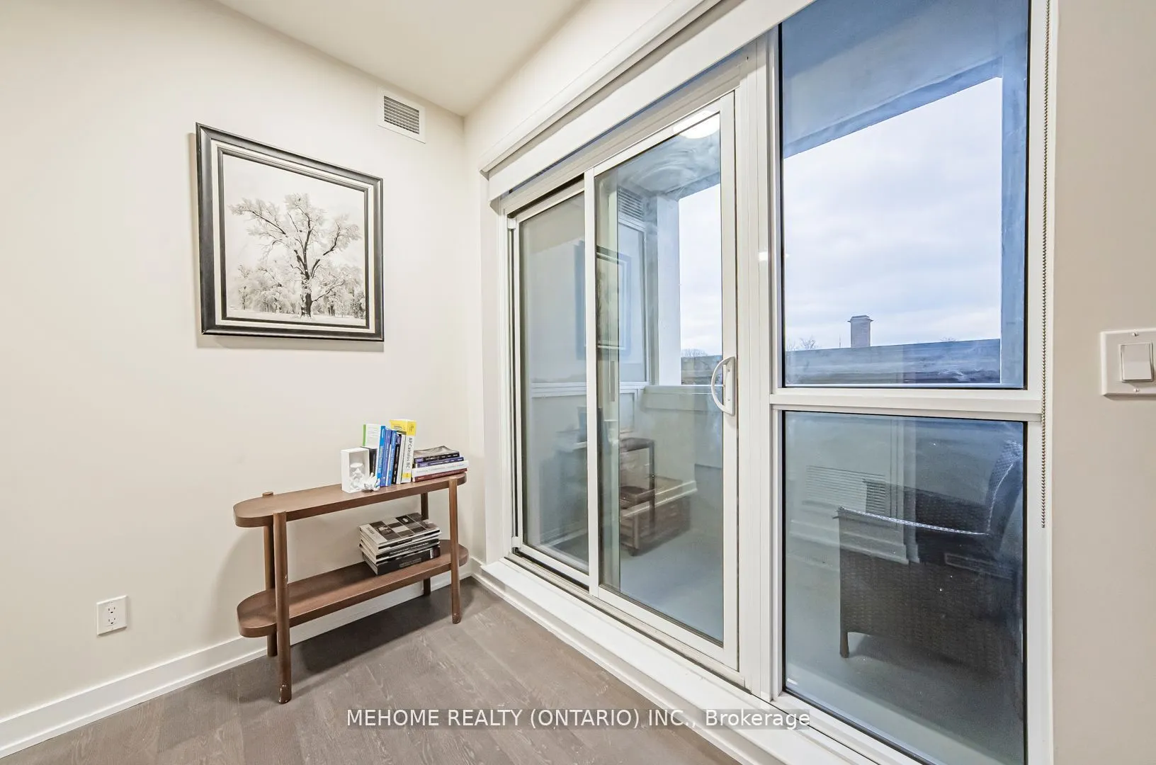 501 St. Clair Avenue W, #315