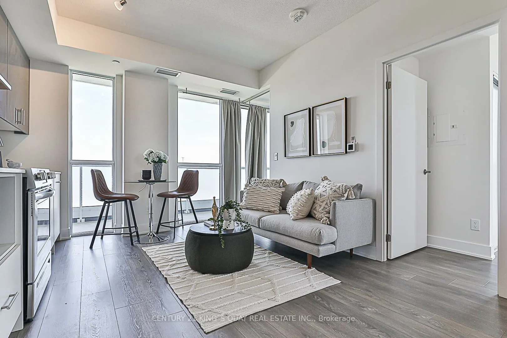 188 Fairview Mall Drive, #715