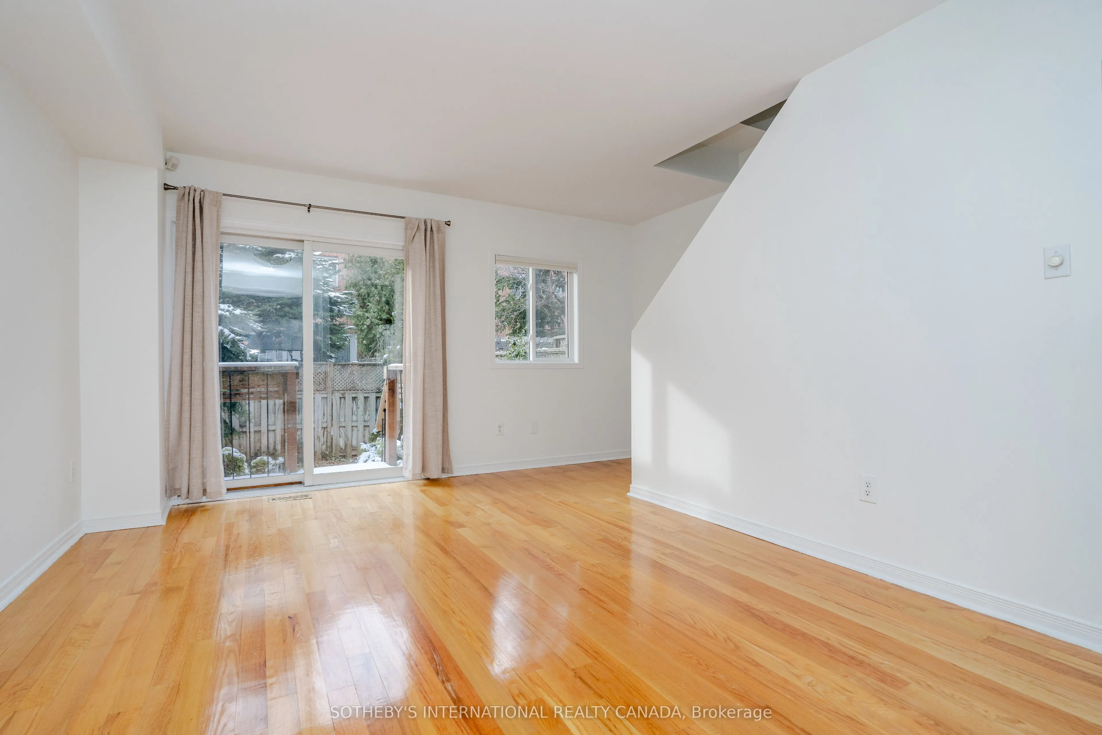 58A Poulett Street