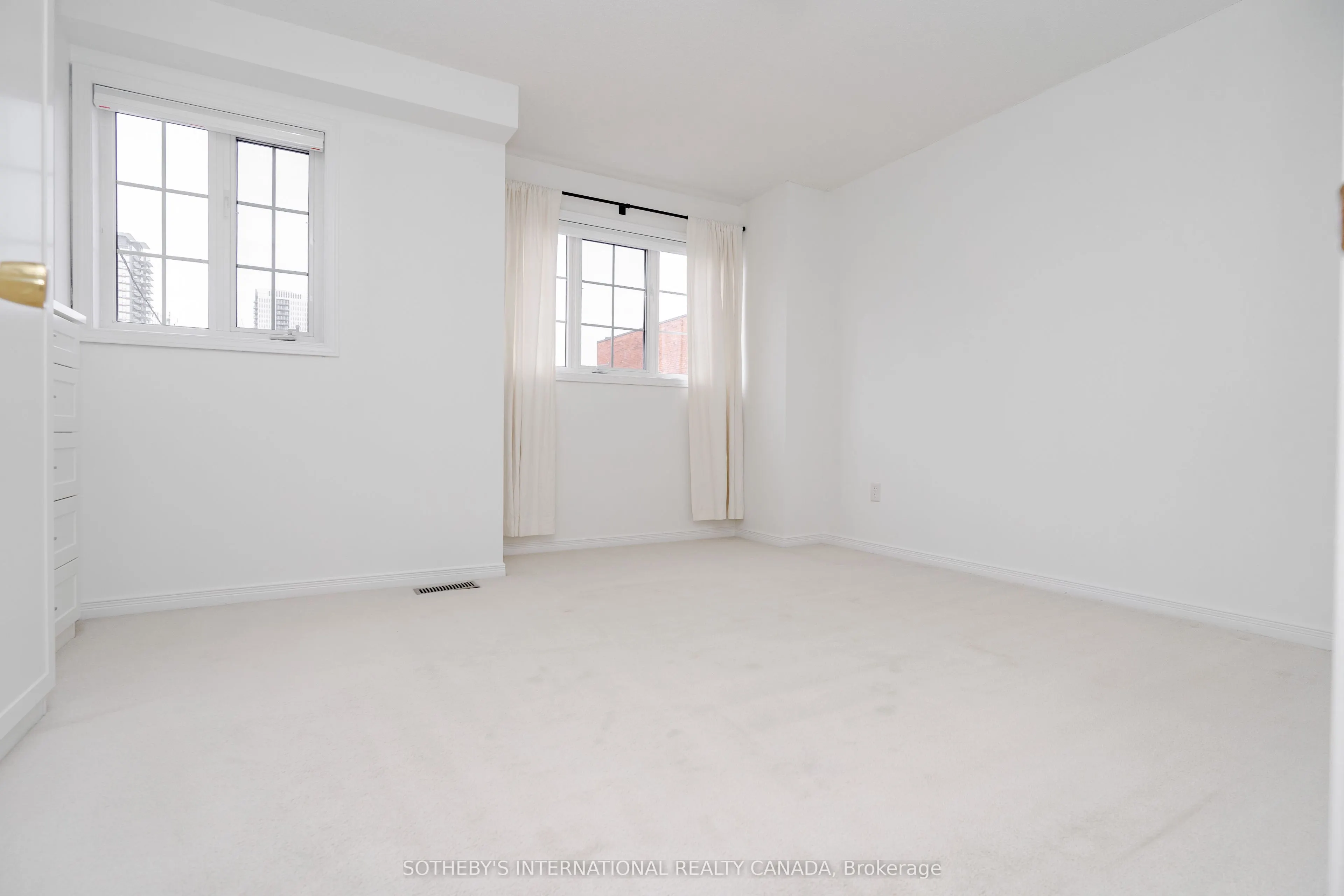 58A Poulett Street