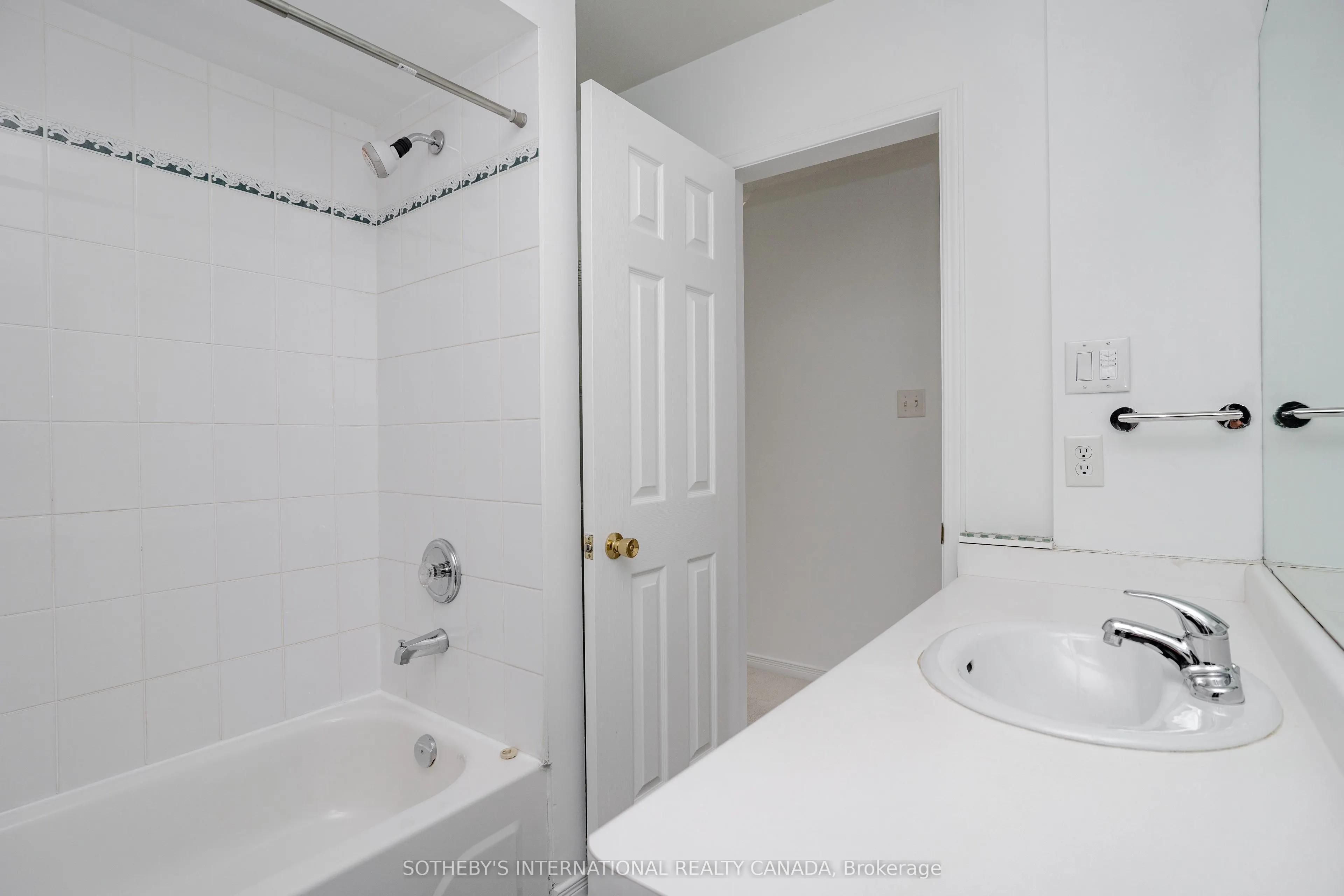 58A Poulett Street