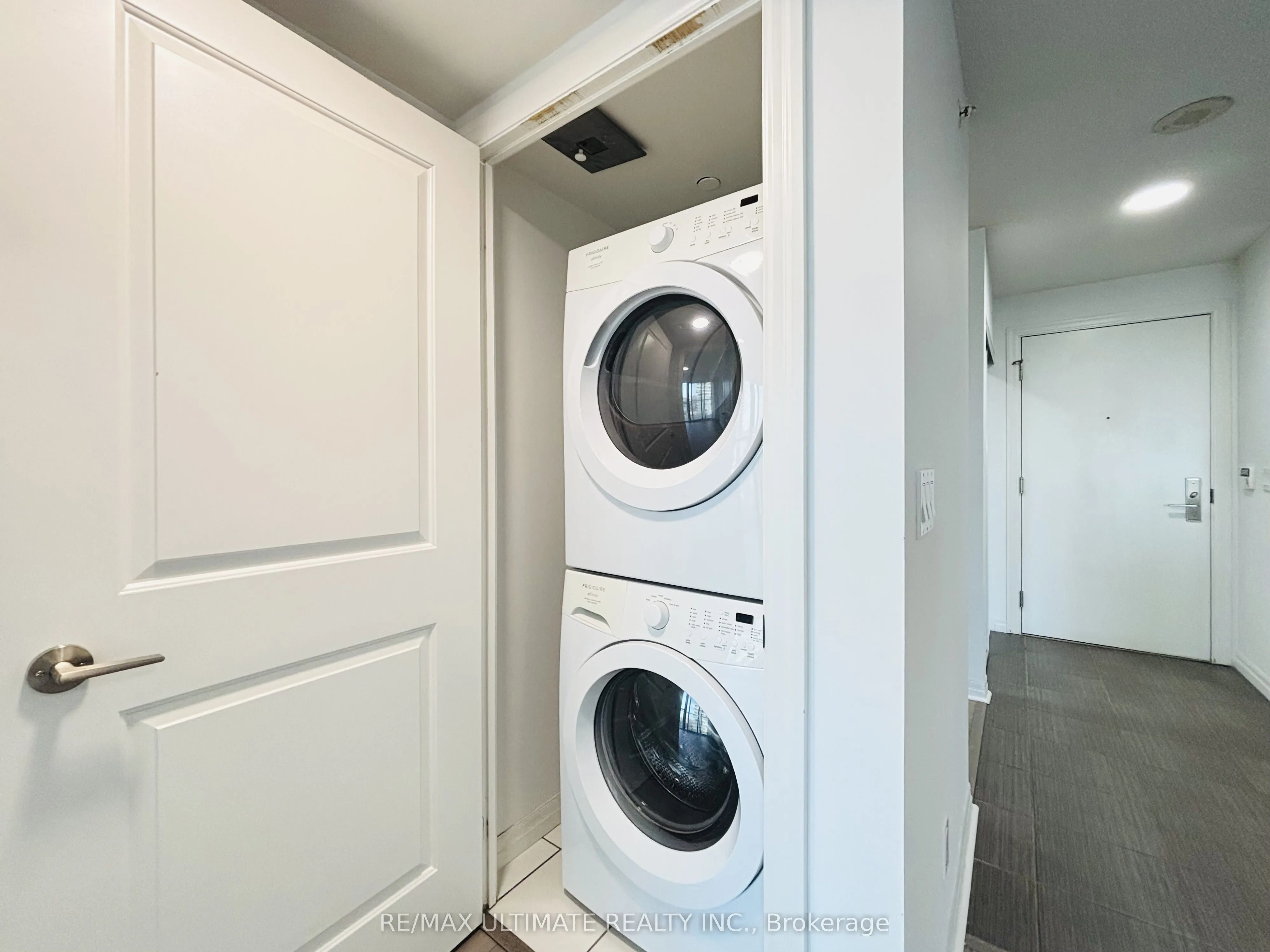 275 Yorkland Rd Road, #1508