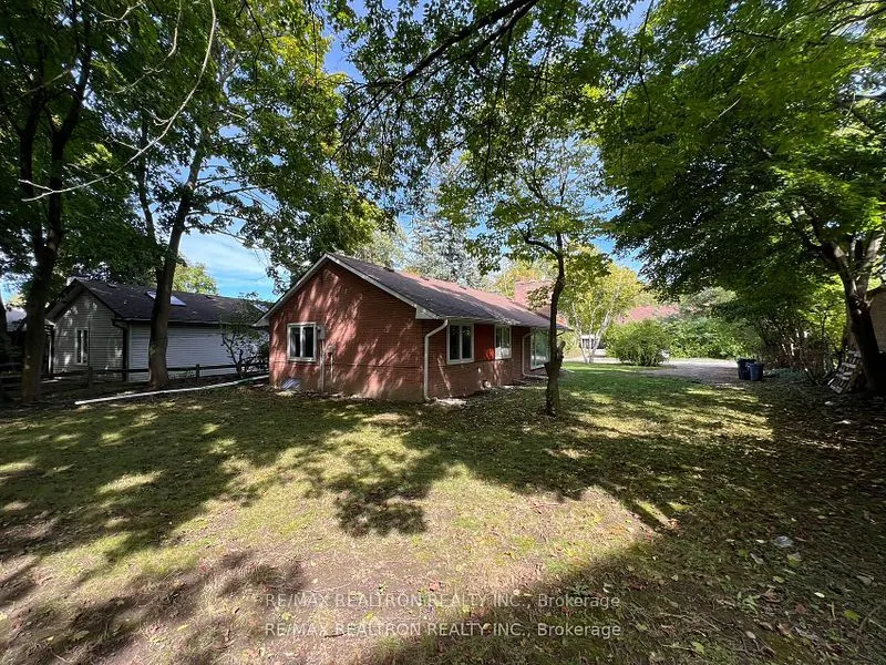 47 Tremont Crescent