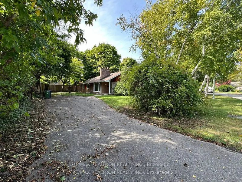 47 Tremont Crescent