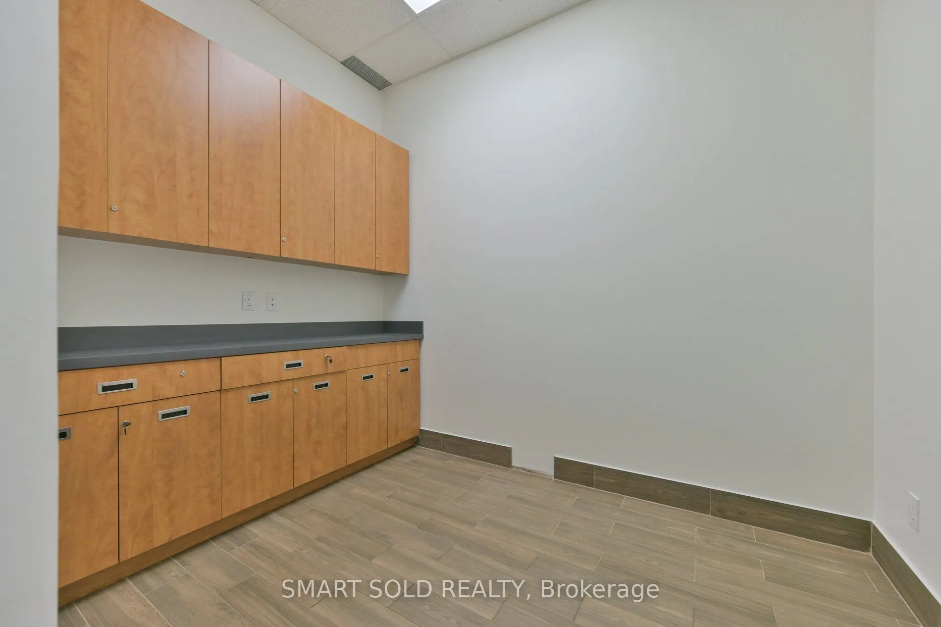 4773 Yonge Street, #4C