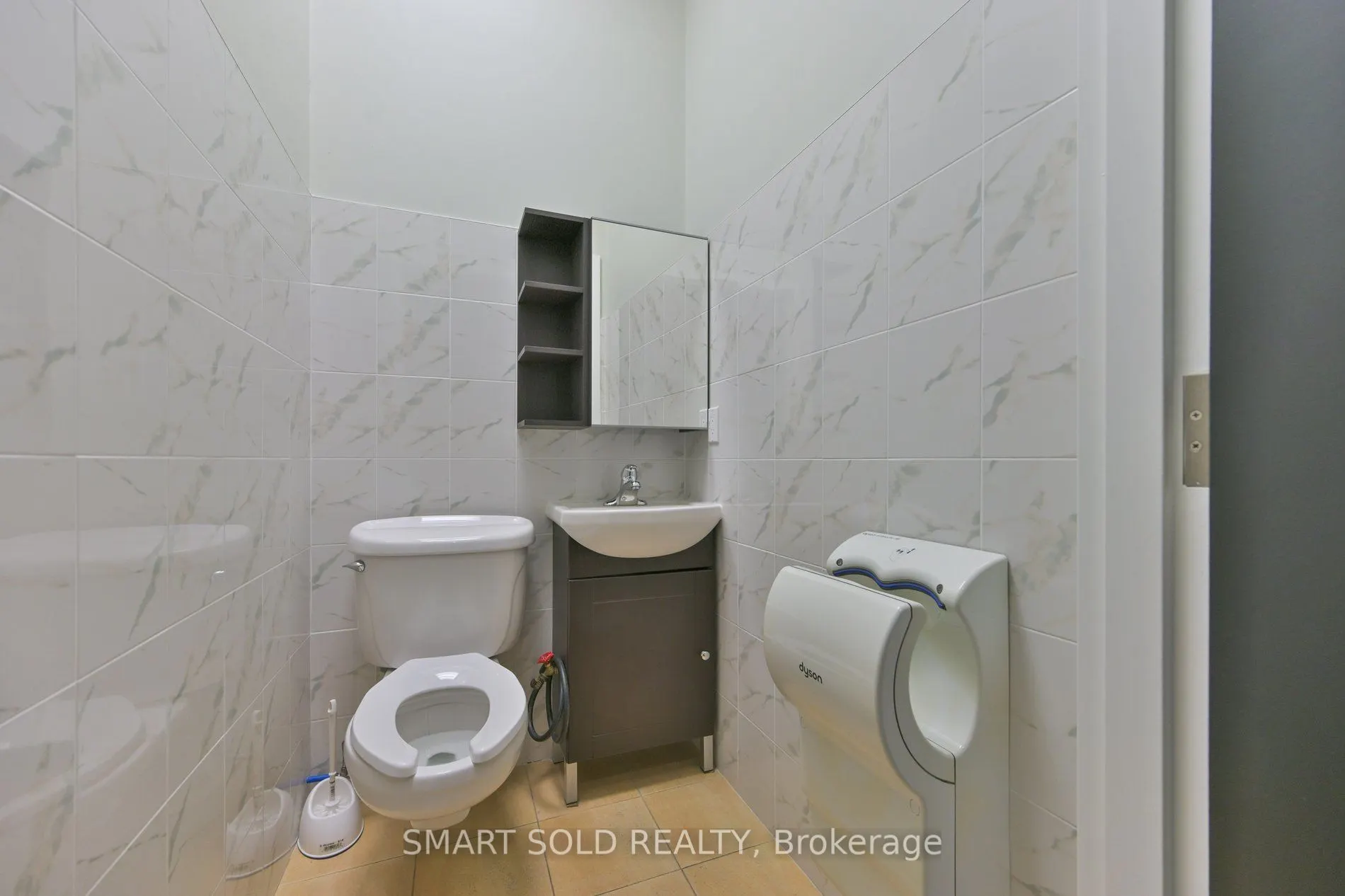 4773 Yonge Street, #4C