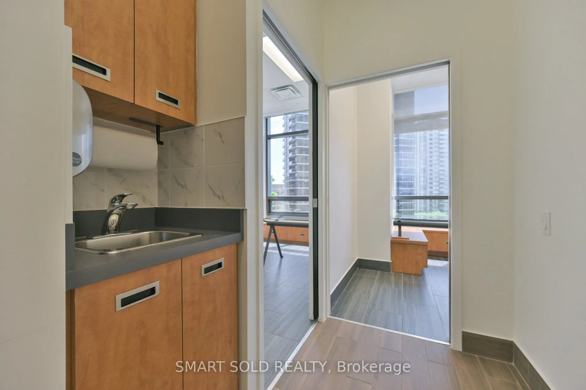 4773 Yonge Street, #4C