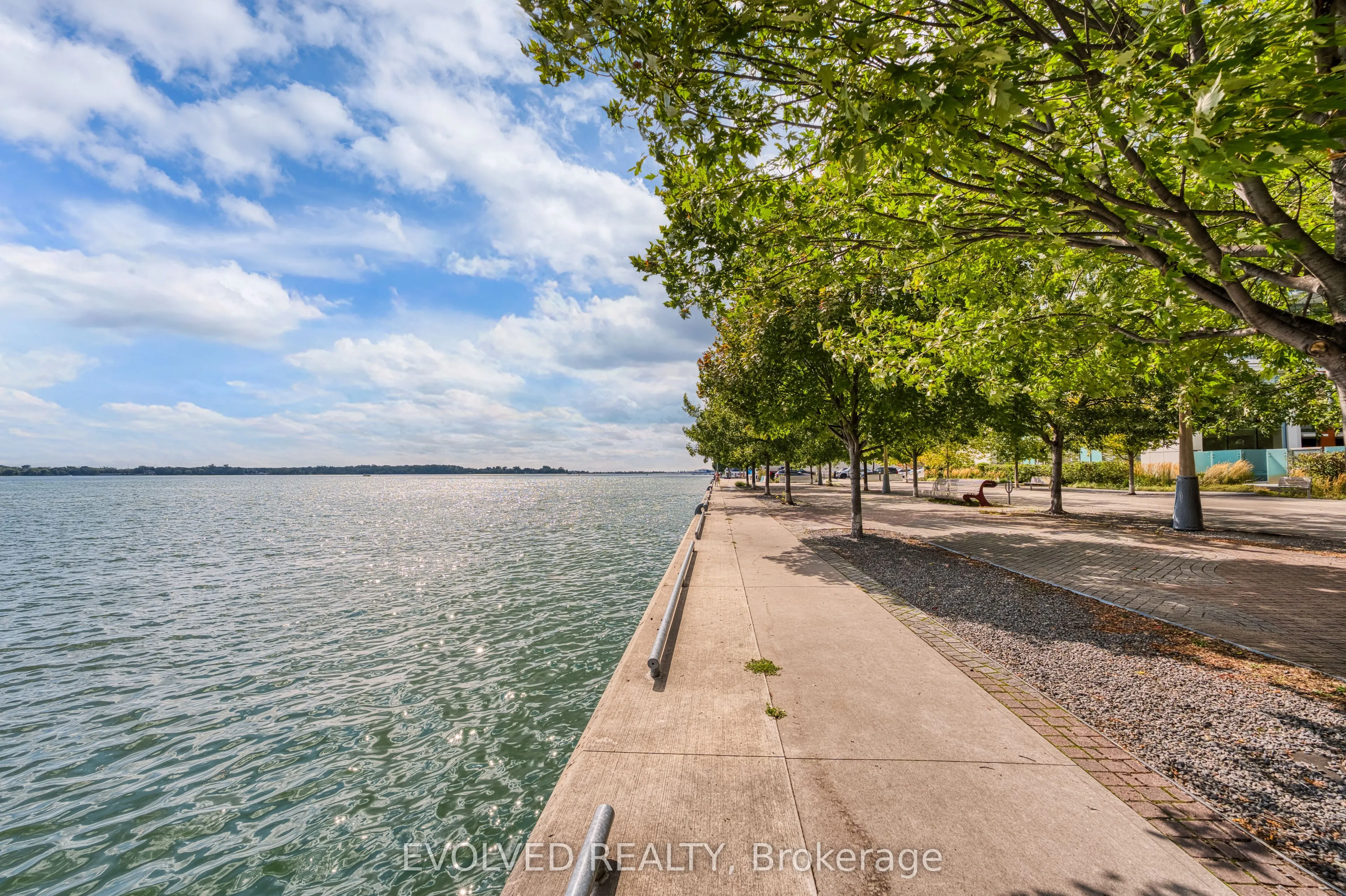 29 Queens Quay E, #110