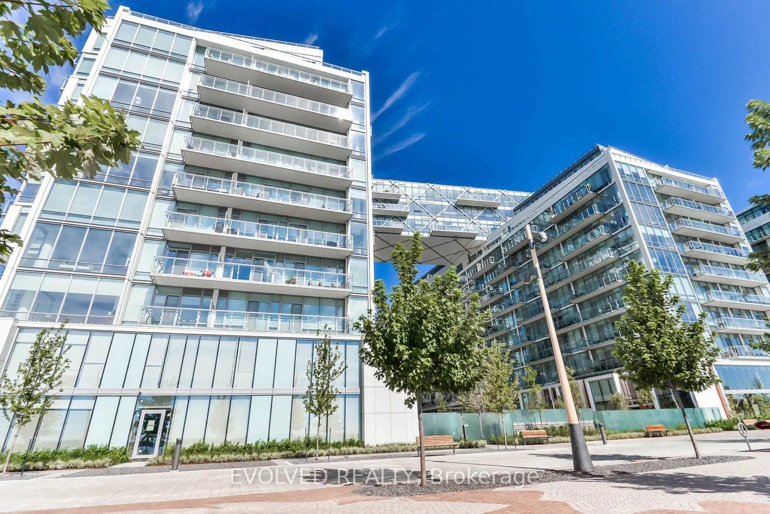 29 Queens Quay E, #110