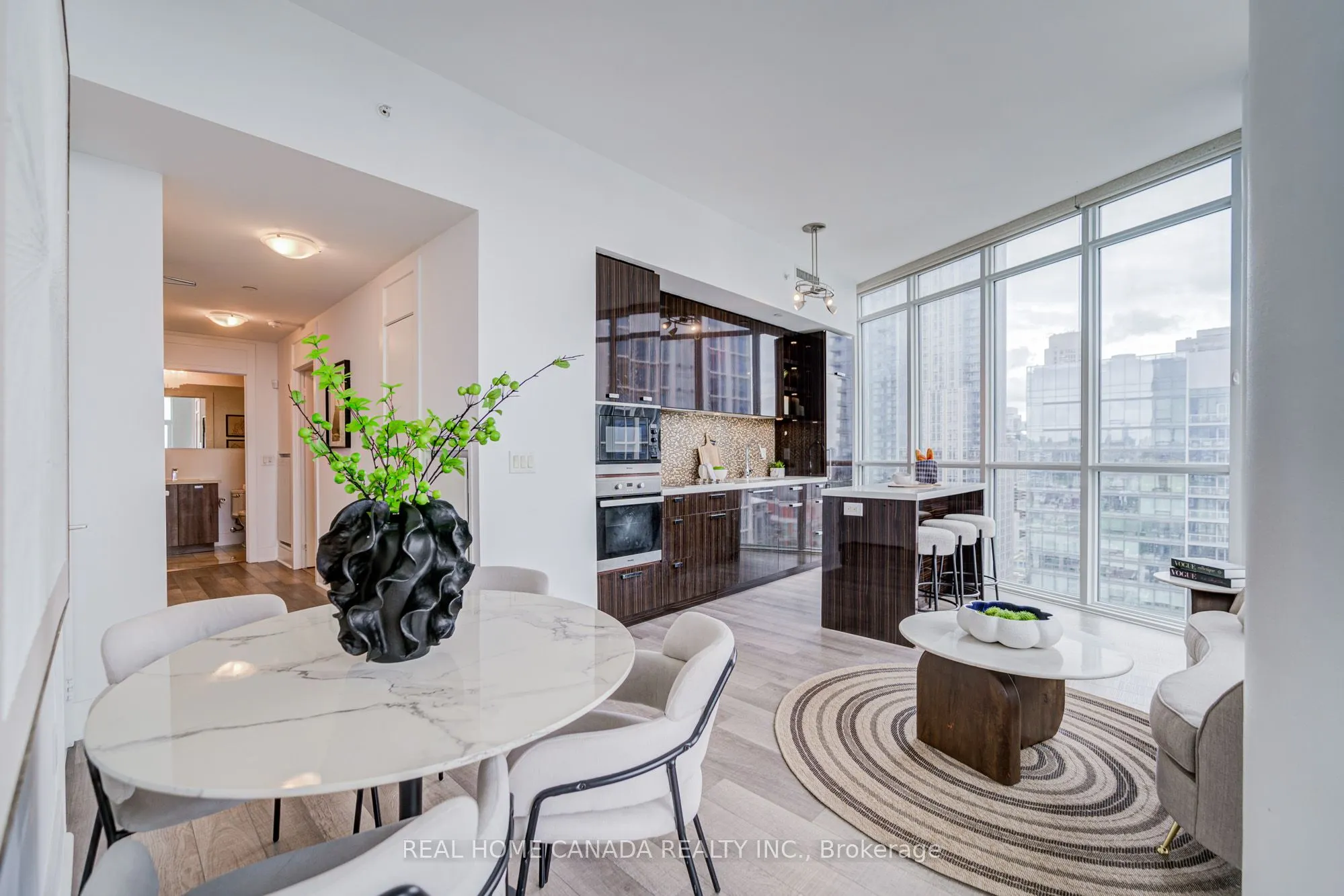 32 Davenport Road, #2608