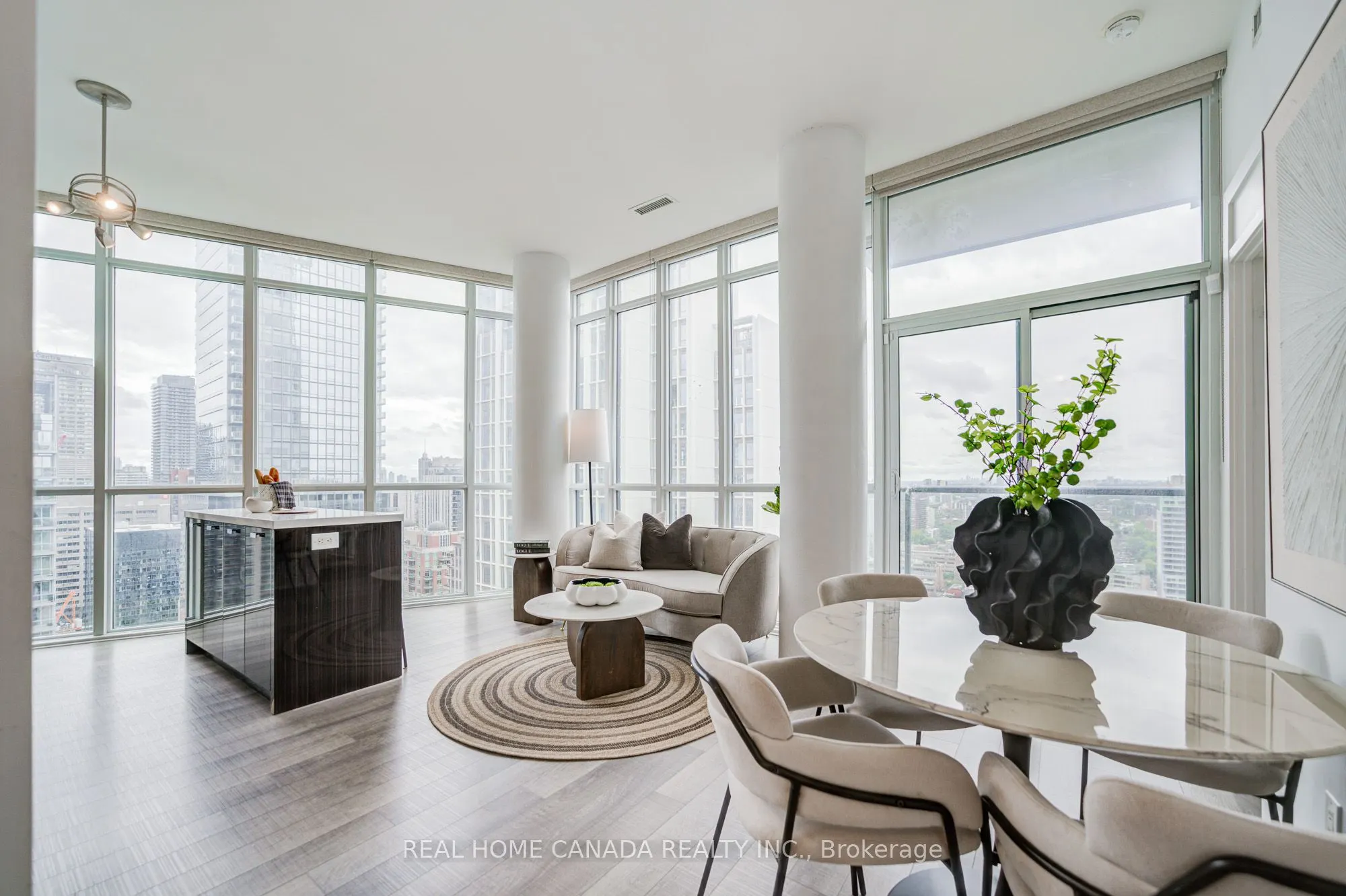 32 Davenport Road, #2608