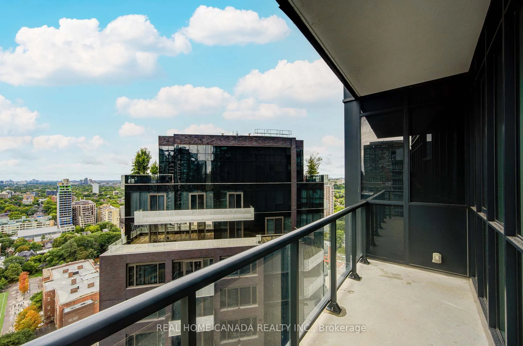 32 Davenport Road, #2608