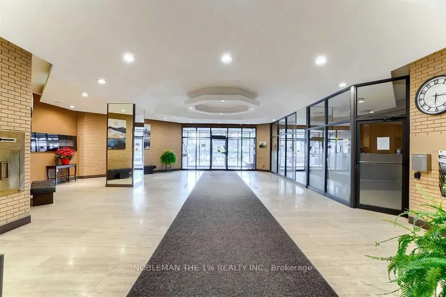 10 Gateway Boulevard, #313
