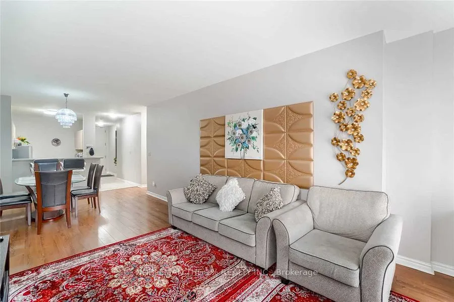 10 Gateway Boulevard, #313