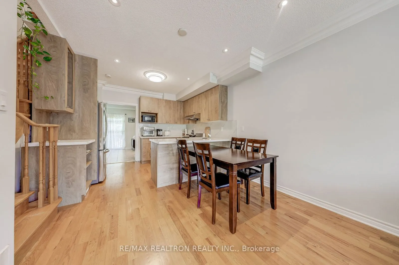 5 Rodeo Court