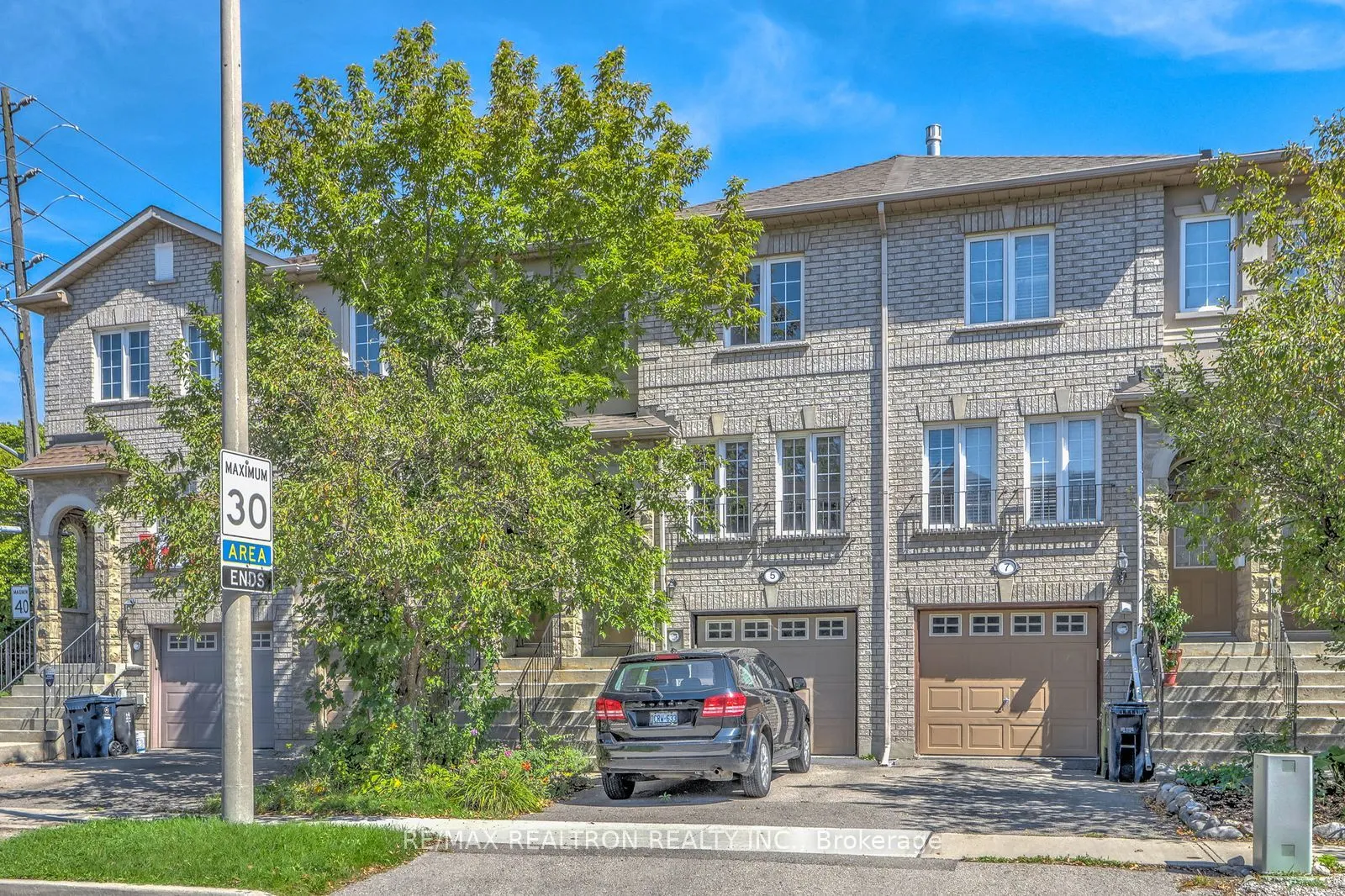 5 Rodeo Court