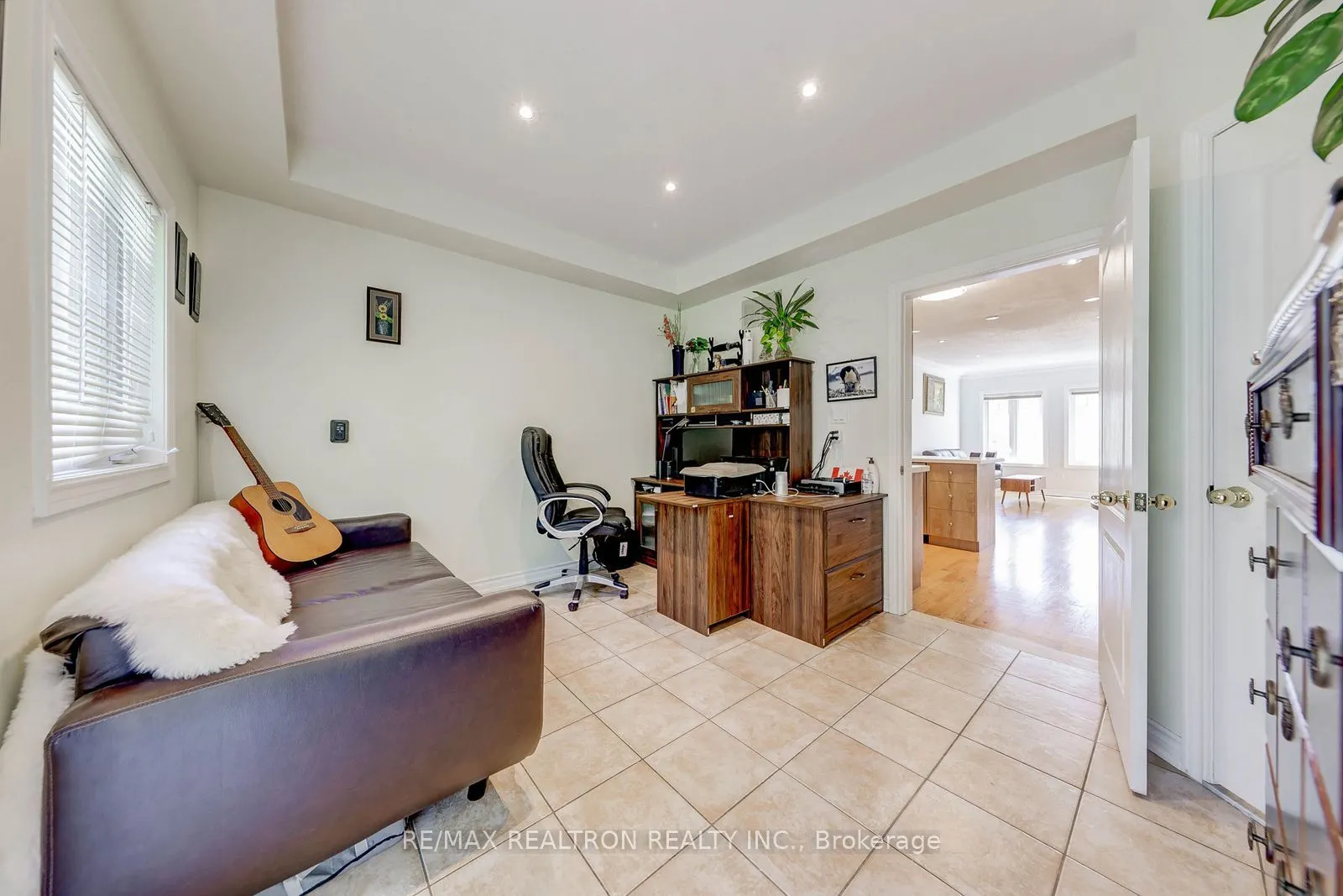 5 Rodeo Court