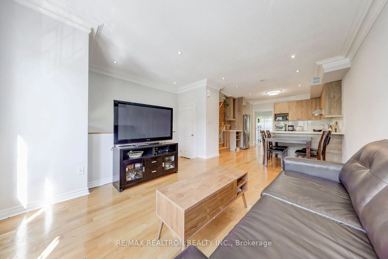 5 Rodeo Court
