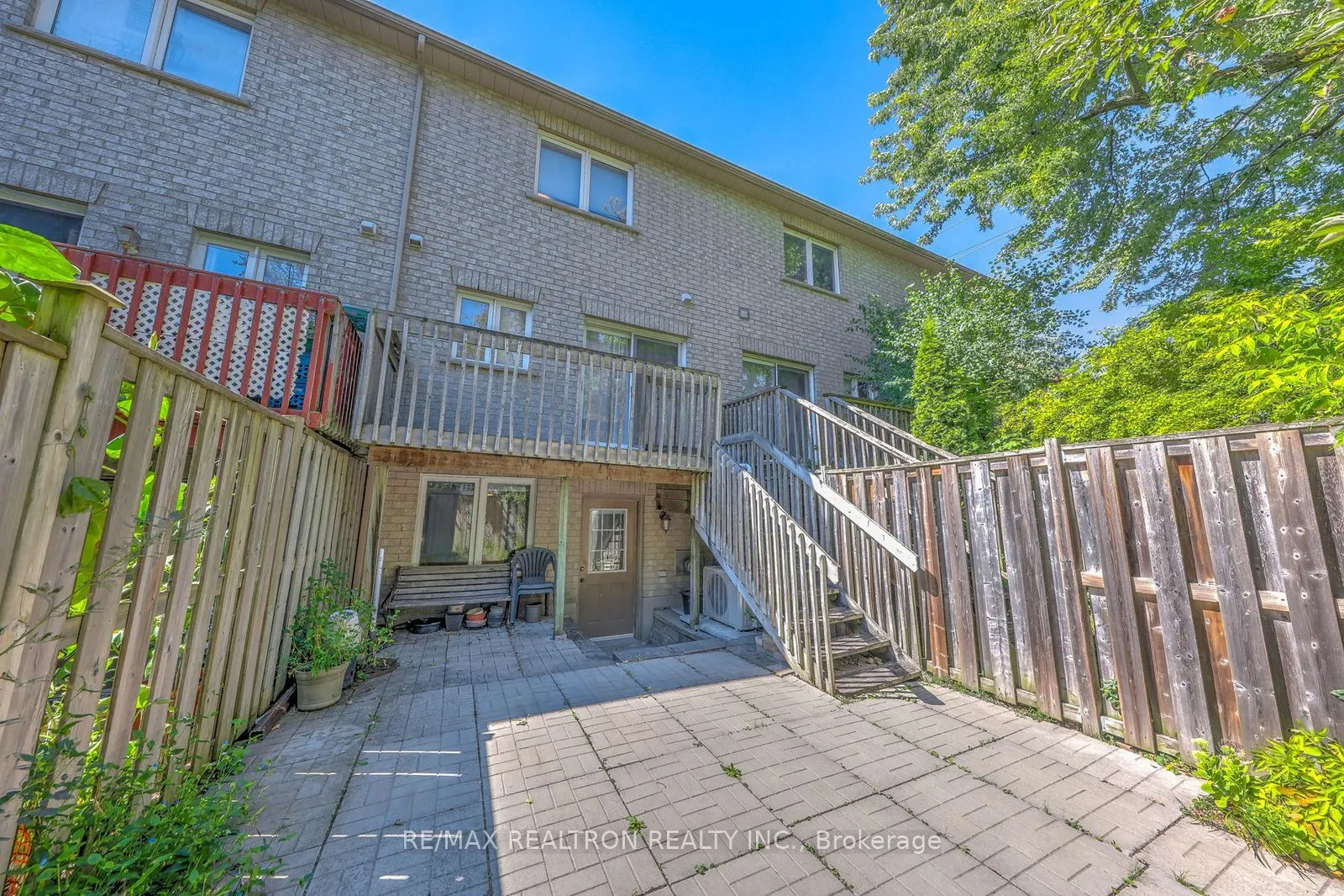5 Rodeo Court