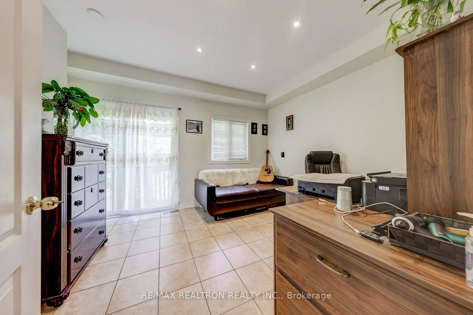 5 Rodeo Court