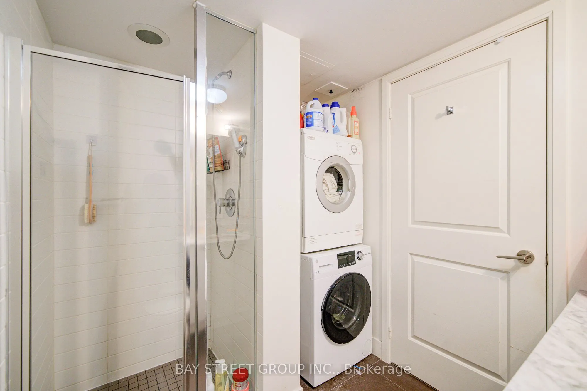 23 Sheppard Avenue E, #1104