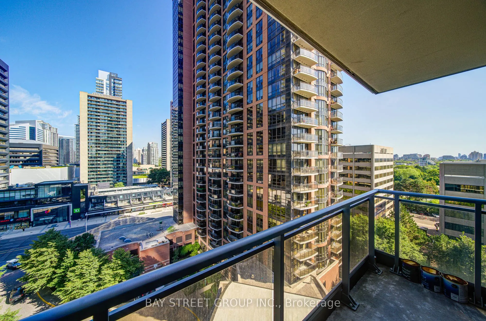 23 Sheppard Avenue E, #1104