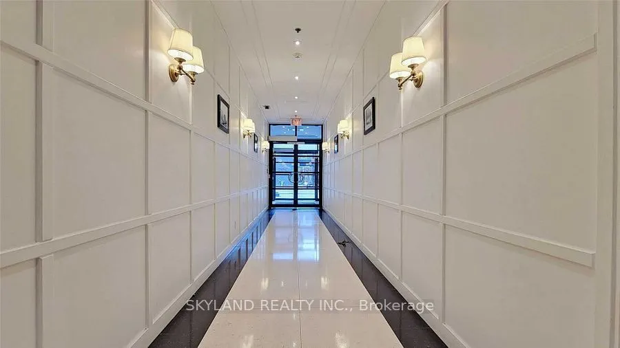 102 Bloor Street W, #1507