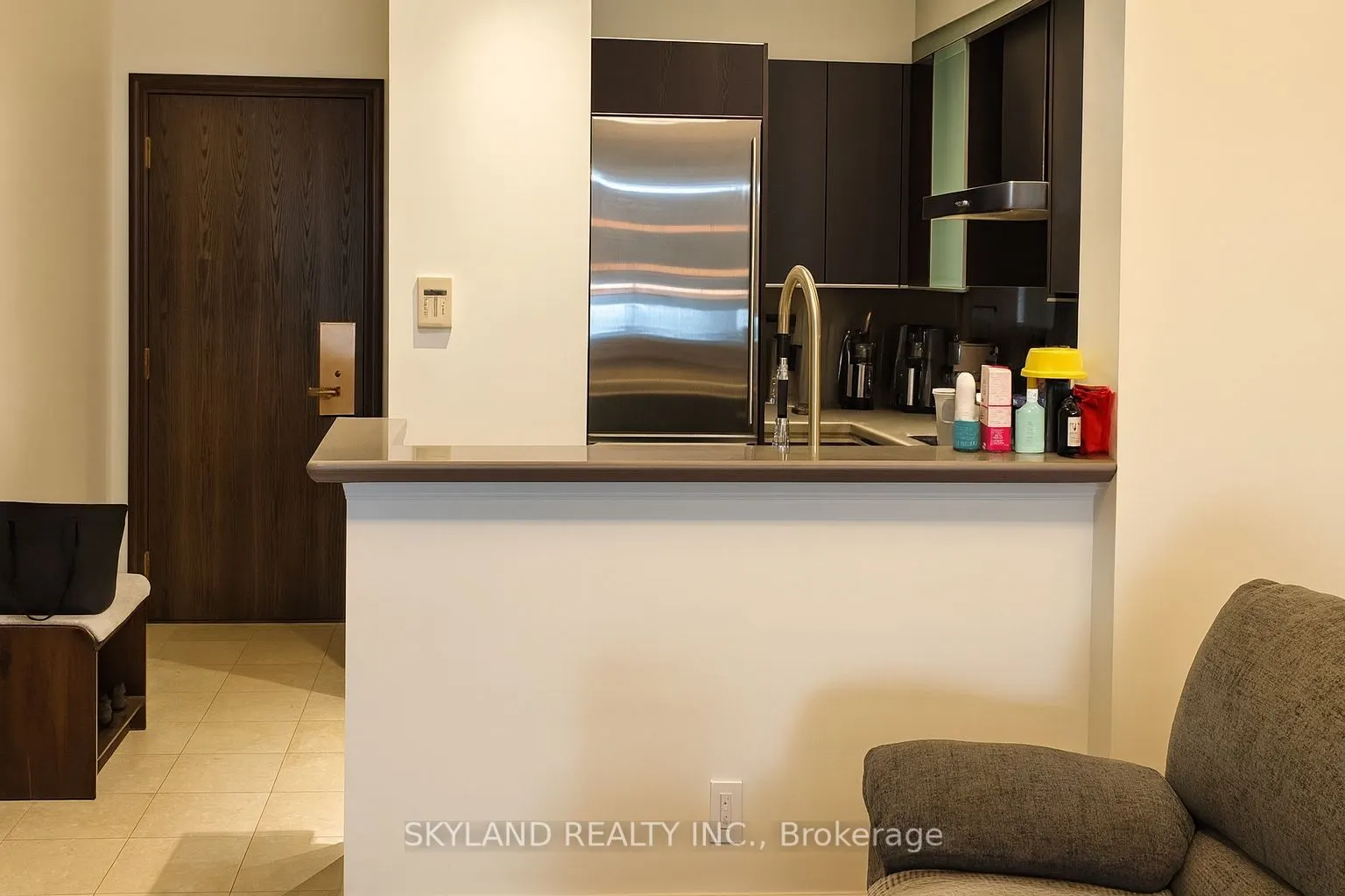 102 Bloor Street W, #1507
