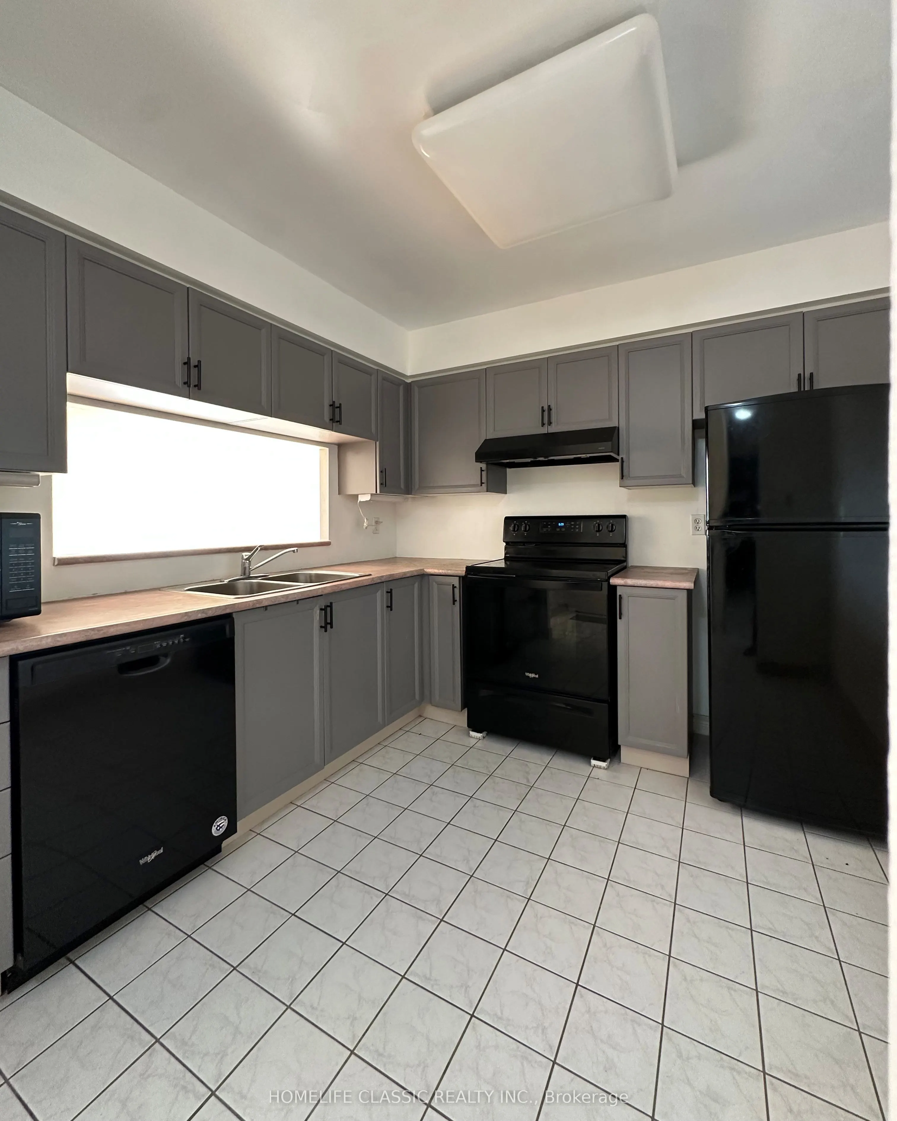 1700 Eglinton Avenue E, #618
