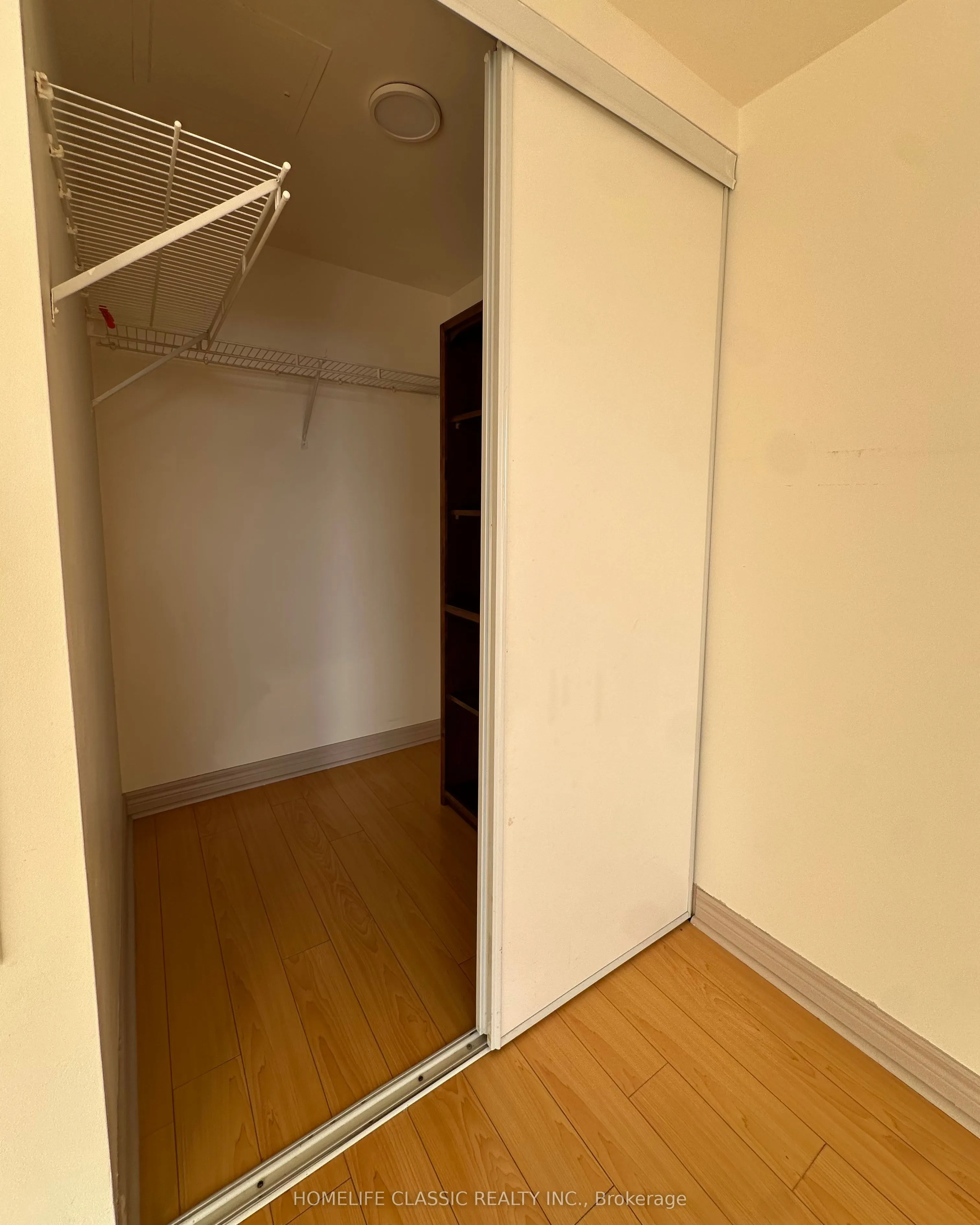 1700 Eglinton Avenue E, #618