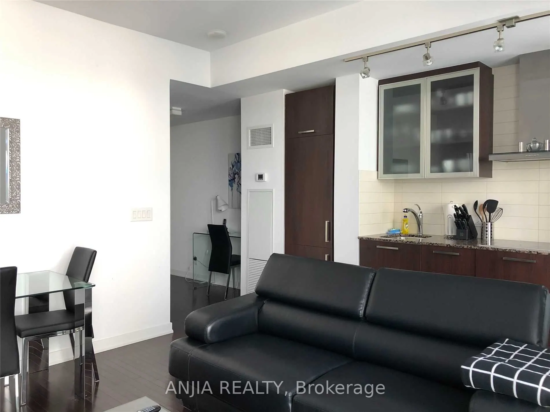 14 York Street, #3608
