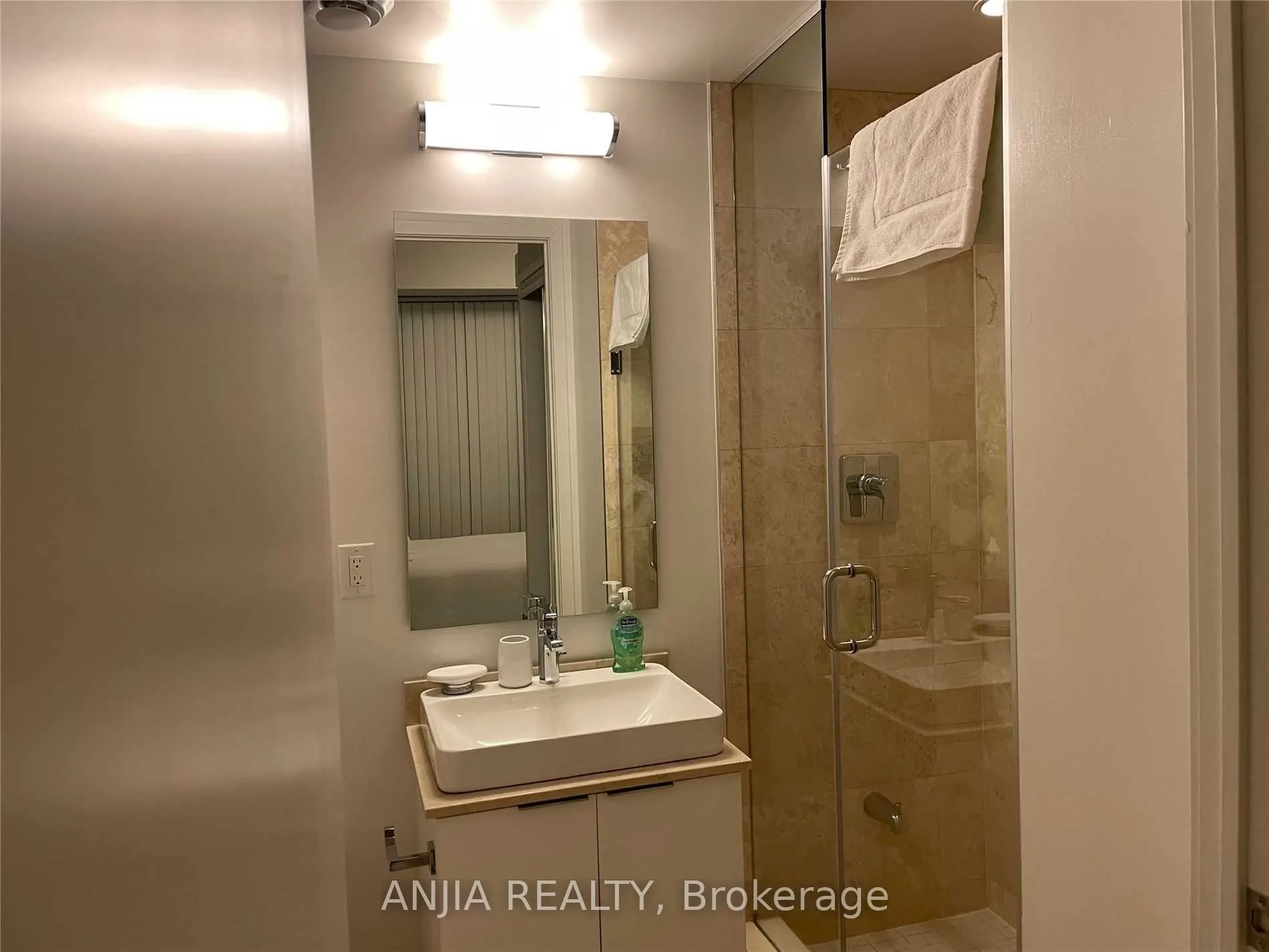 14 York Street, #3608