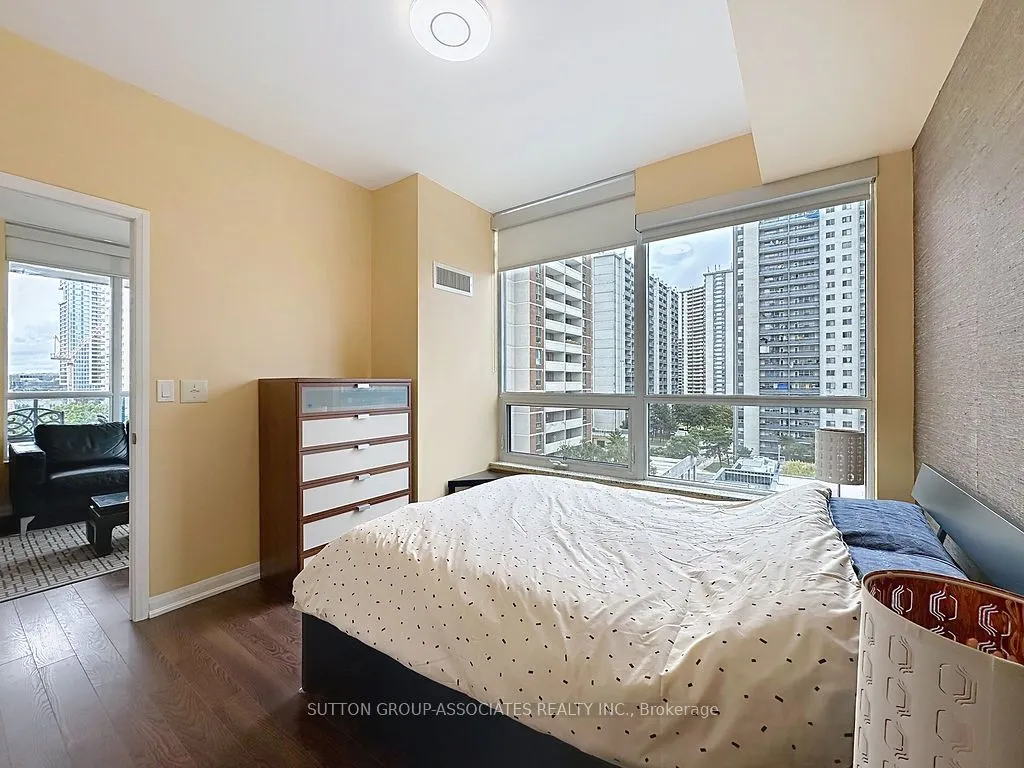 500 Sherbourne Street, #603