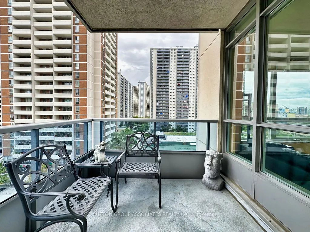 500 Sherbourne Street, #603