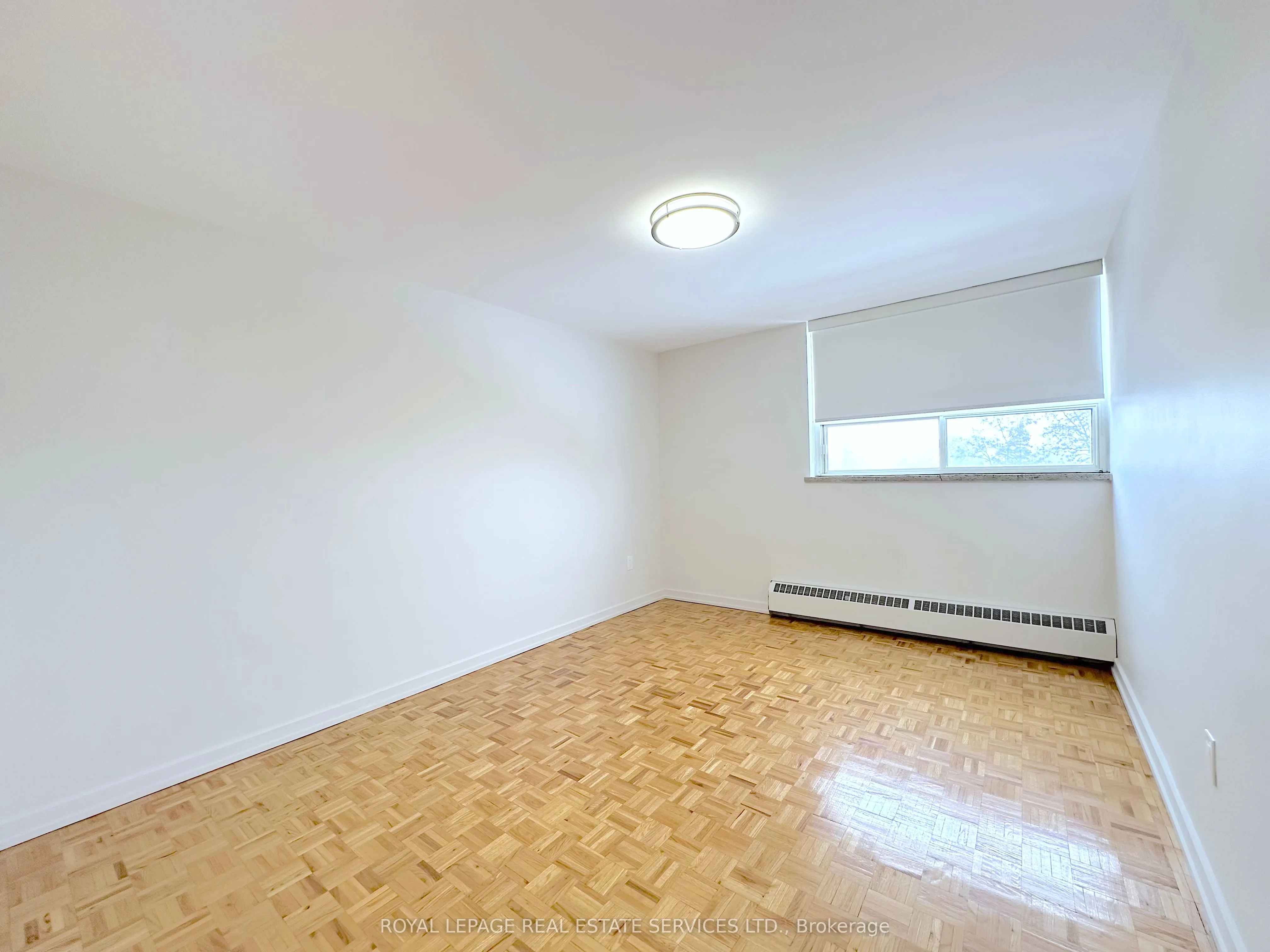 12 Rockford Road, #210