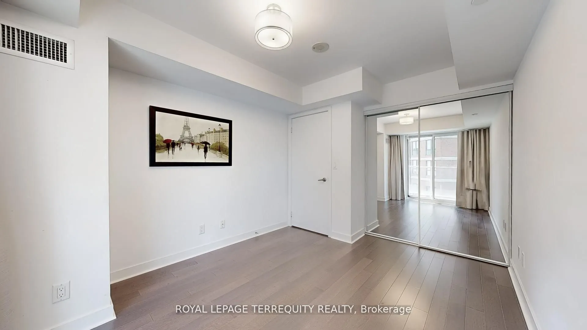 58 Orchard View Boulevard, #705