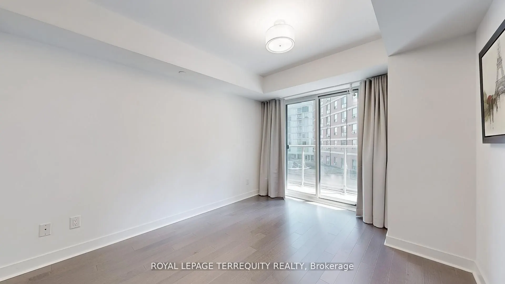 58 Orchard View Boulevard, #705