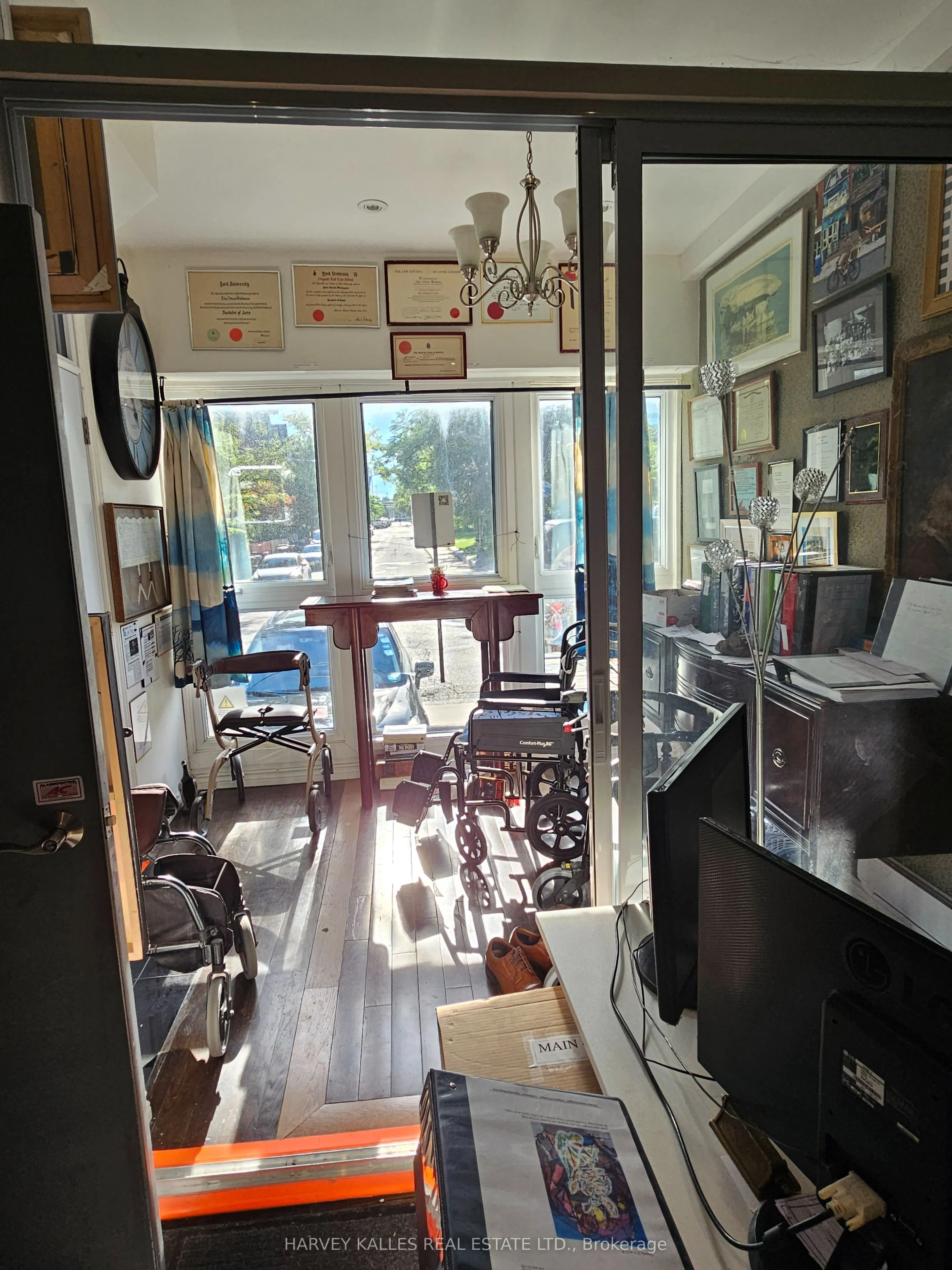 183 Augusta Avenue